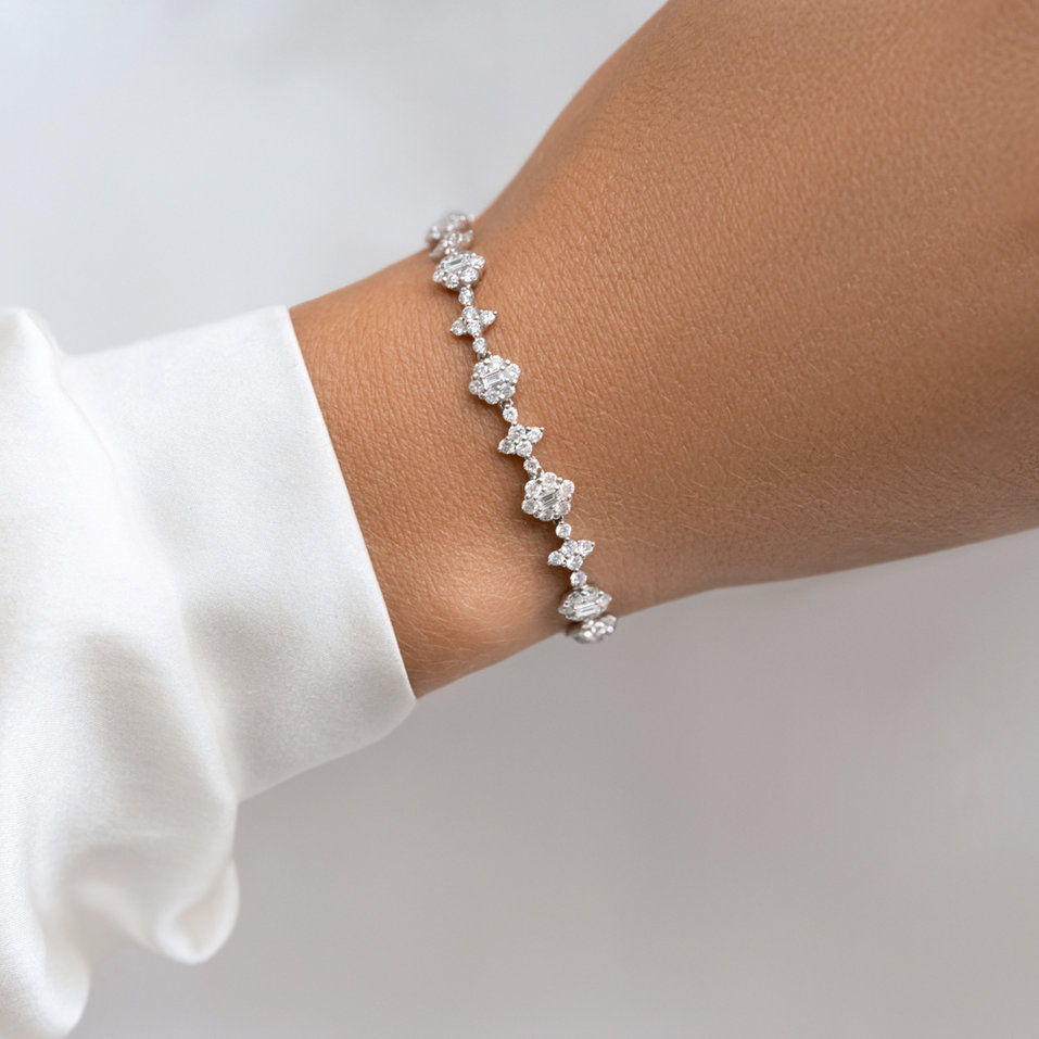 Bracelet with diamonds Danse Macabre
