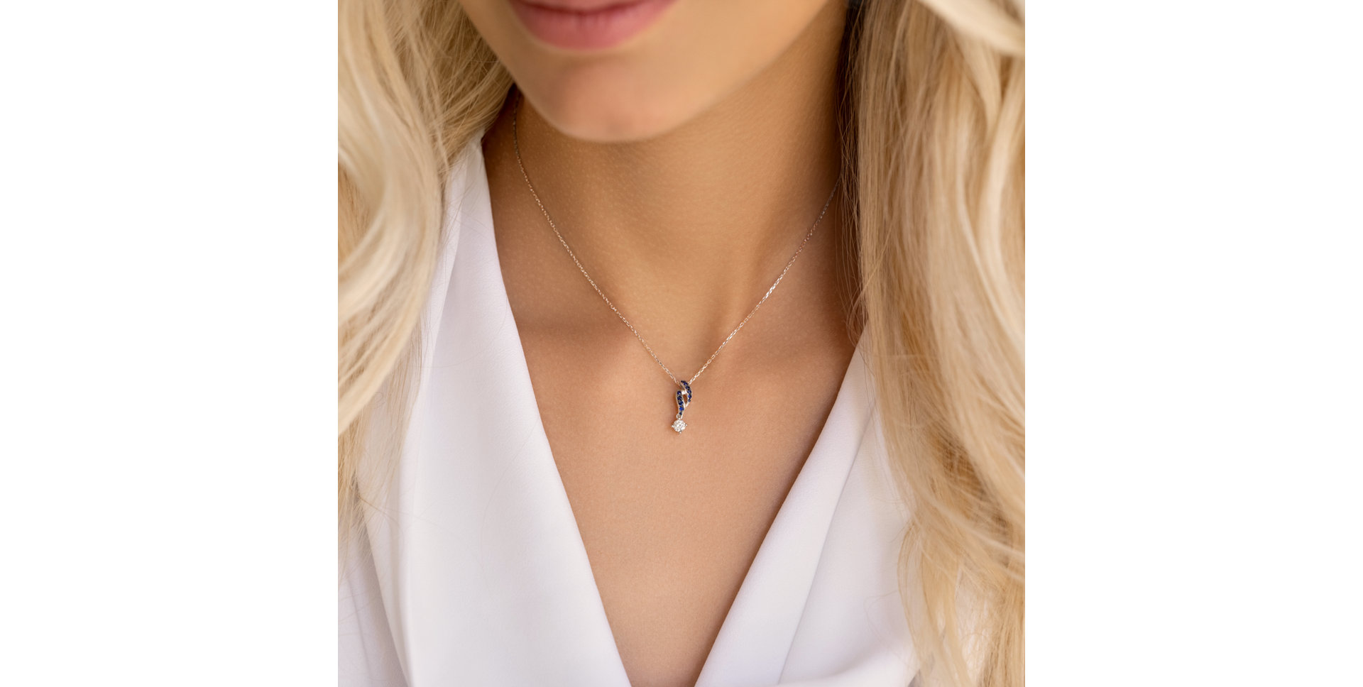 Diamond pendant with Sapphire Sky Ribbon