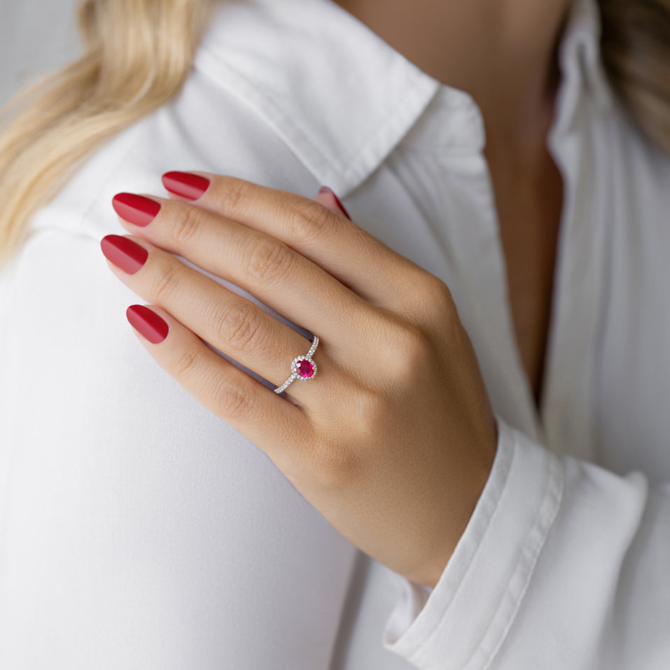 Diamond ring with Ruby Piper