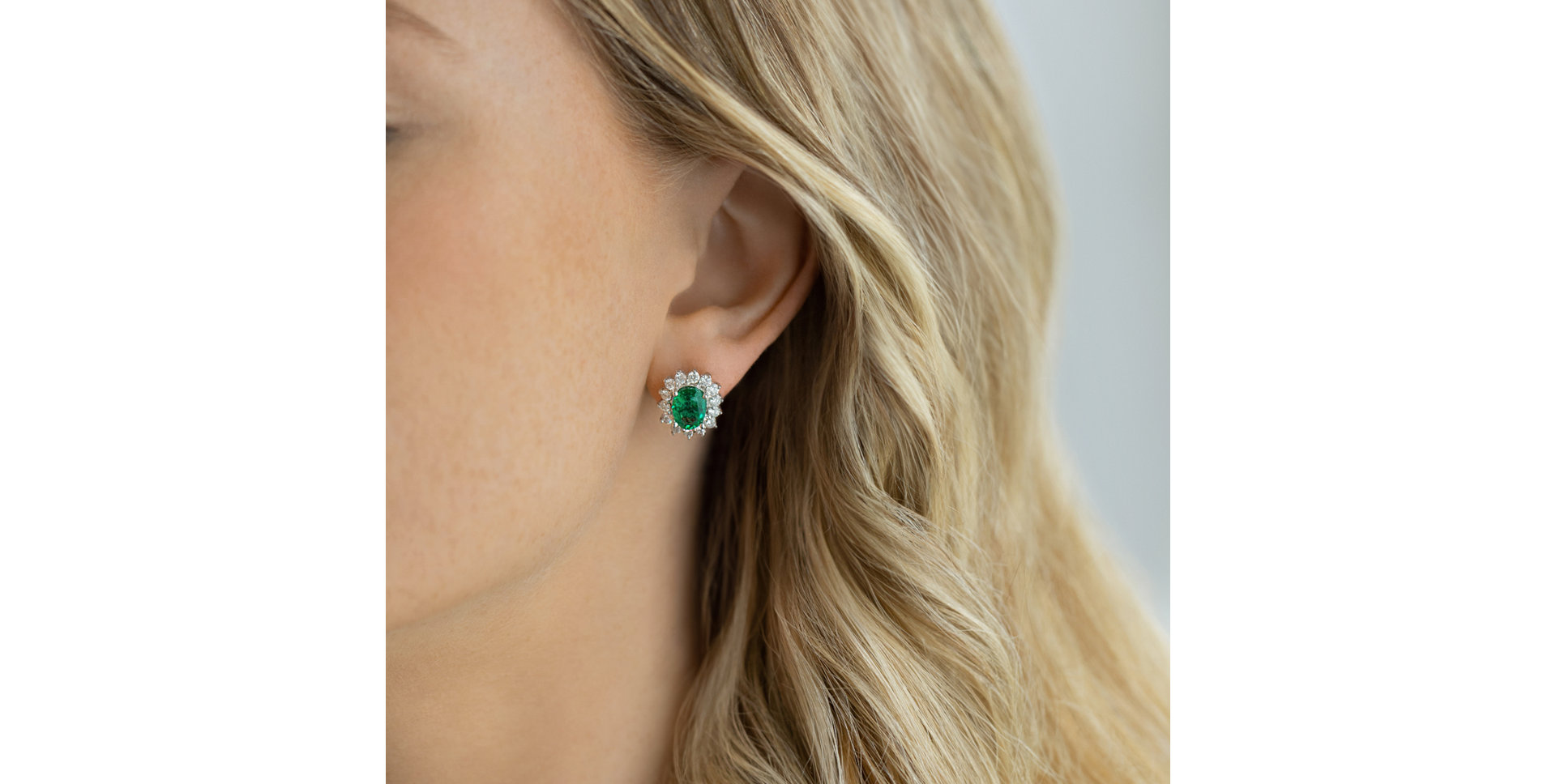 Diamond earrings with Emerald Paradise Passion