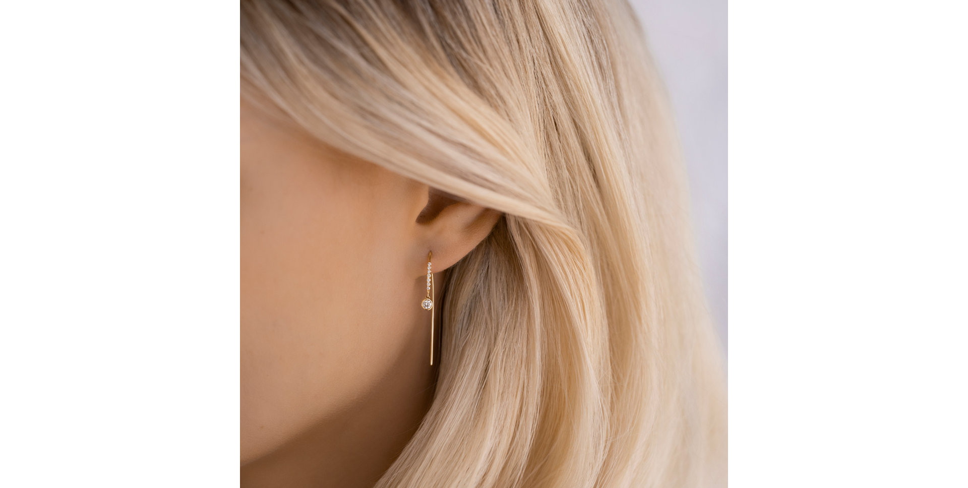 Diamond earrings Akilah