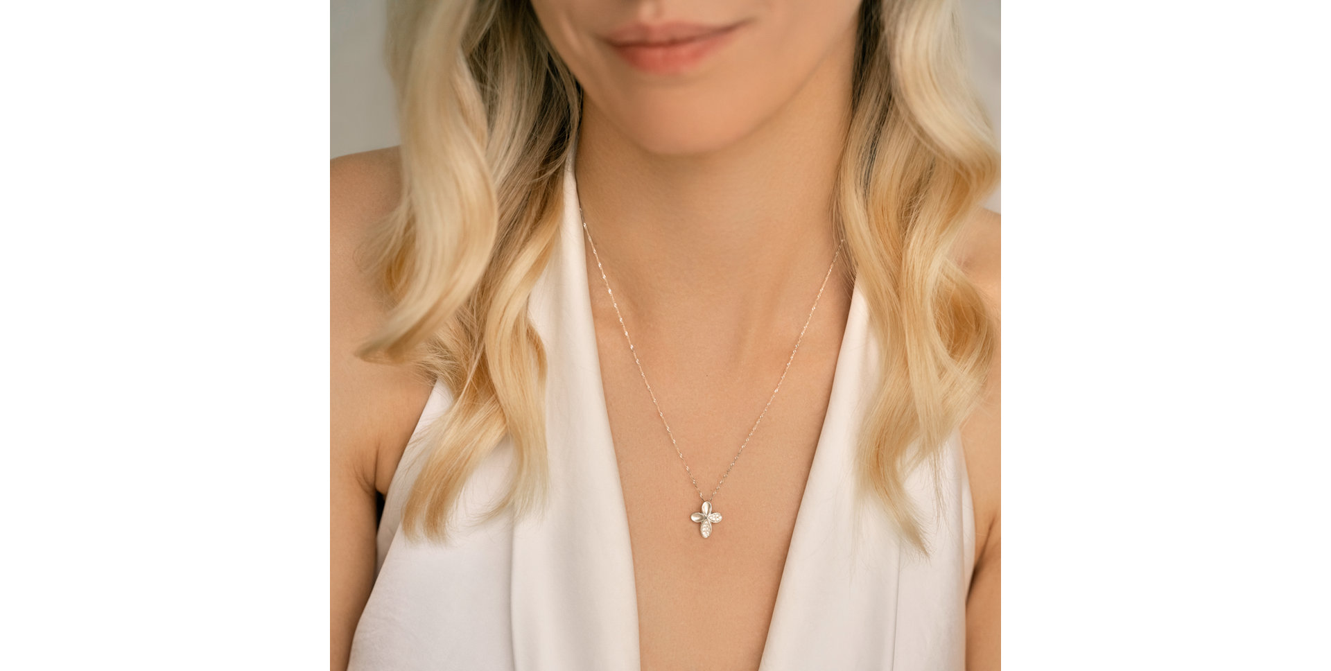 Diamond necklace Serene Whisper