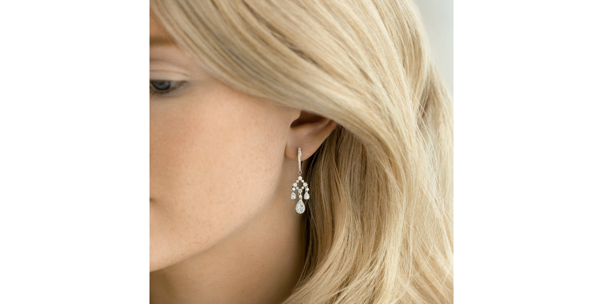 Diamond earrings Versailles Queen