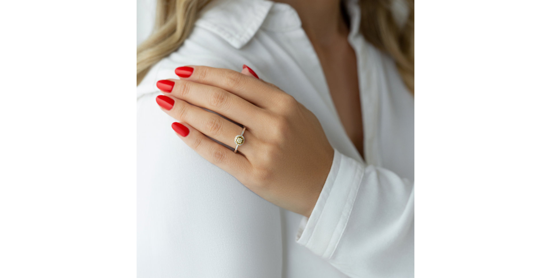 Ring with yellow and white diamonds Endless Sunshine