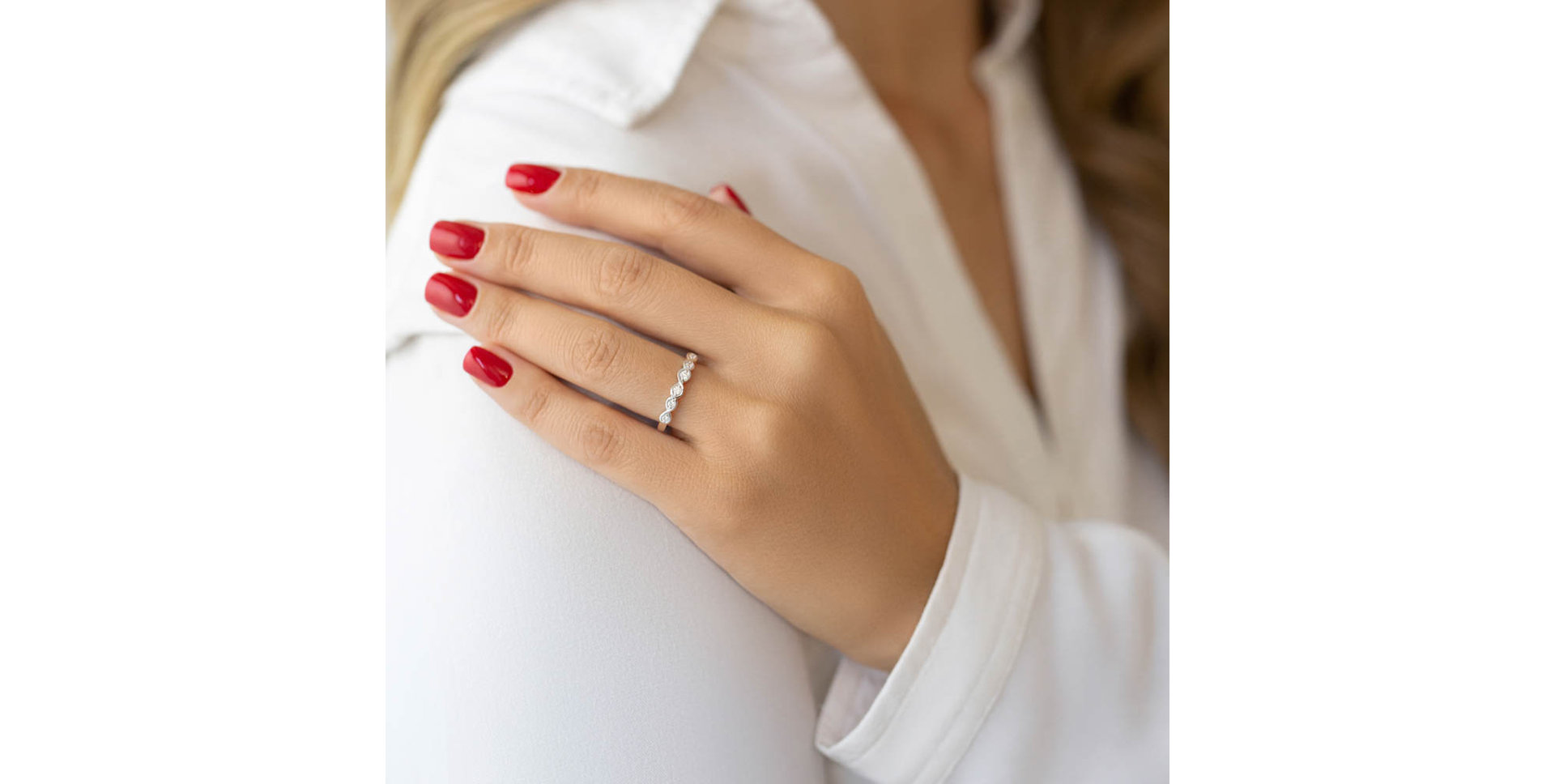 Diamond ring Brienna