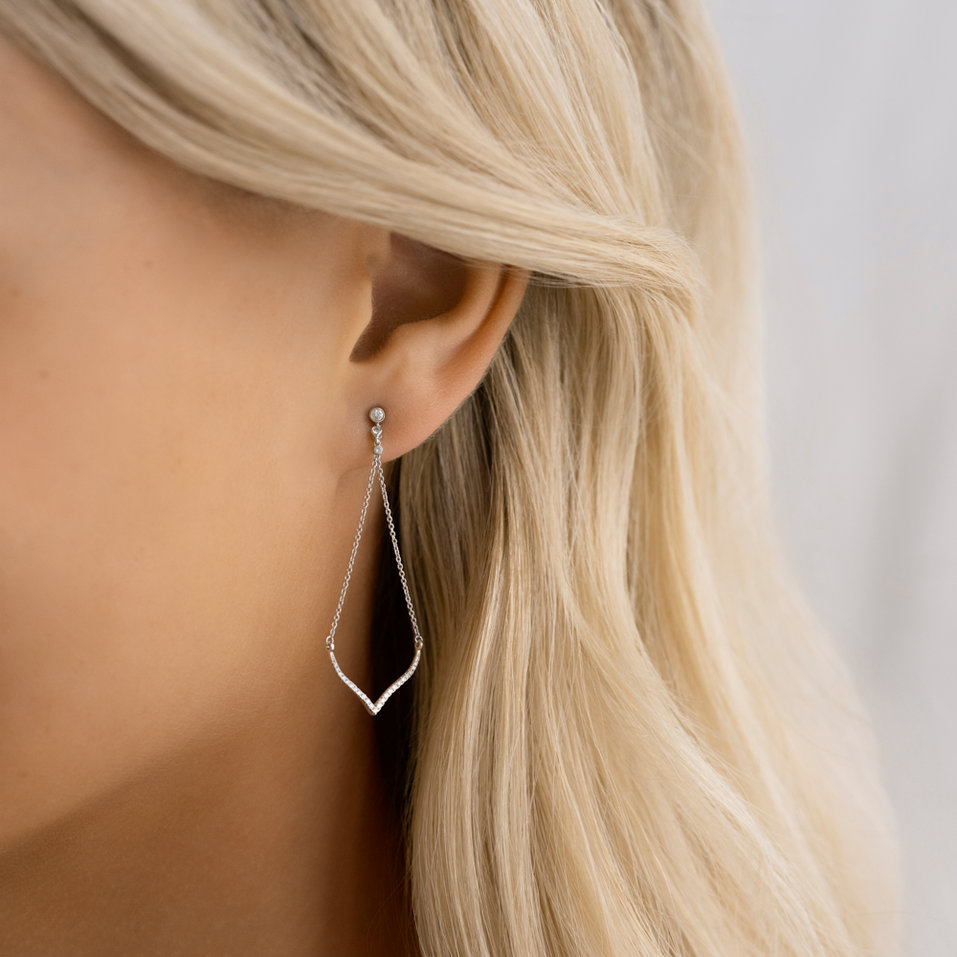Diamond earrings Essential Allure