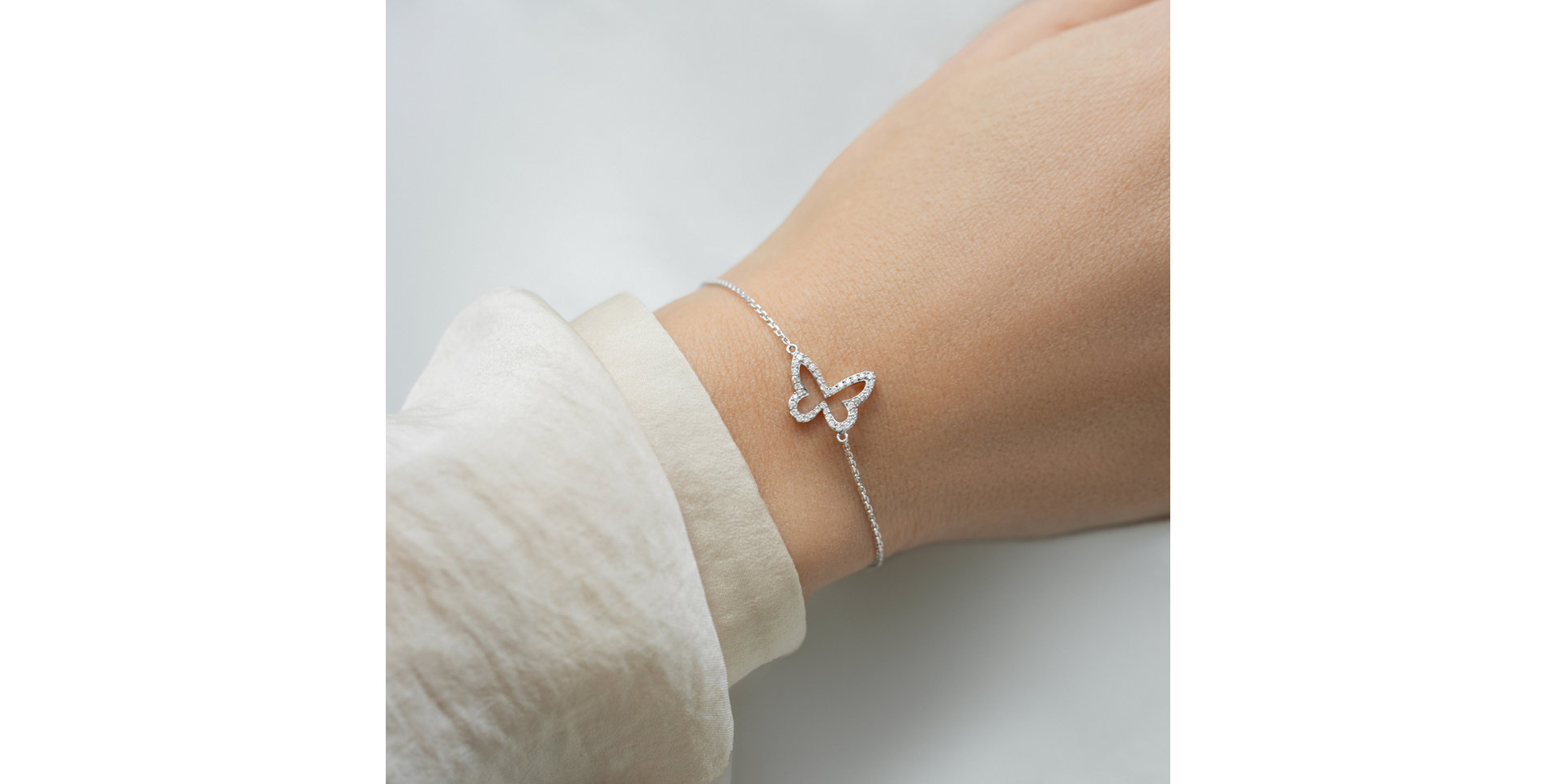 Bracelet with diamonds Radiant Wings