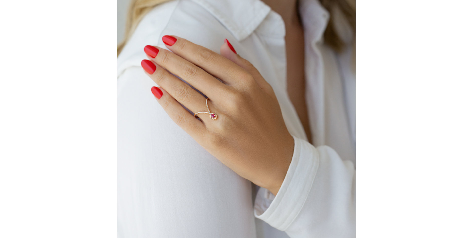 Diamond ring with Ruby Ruby Tear