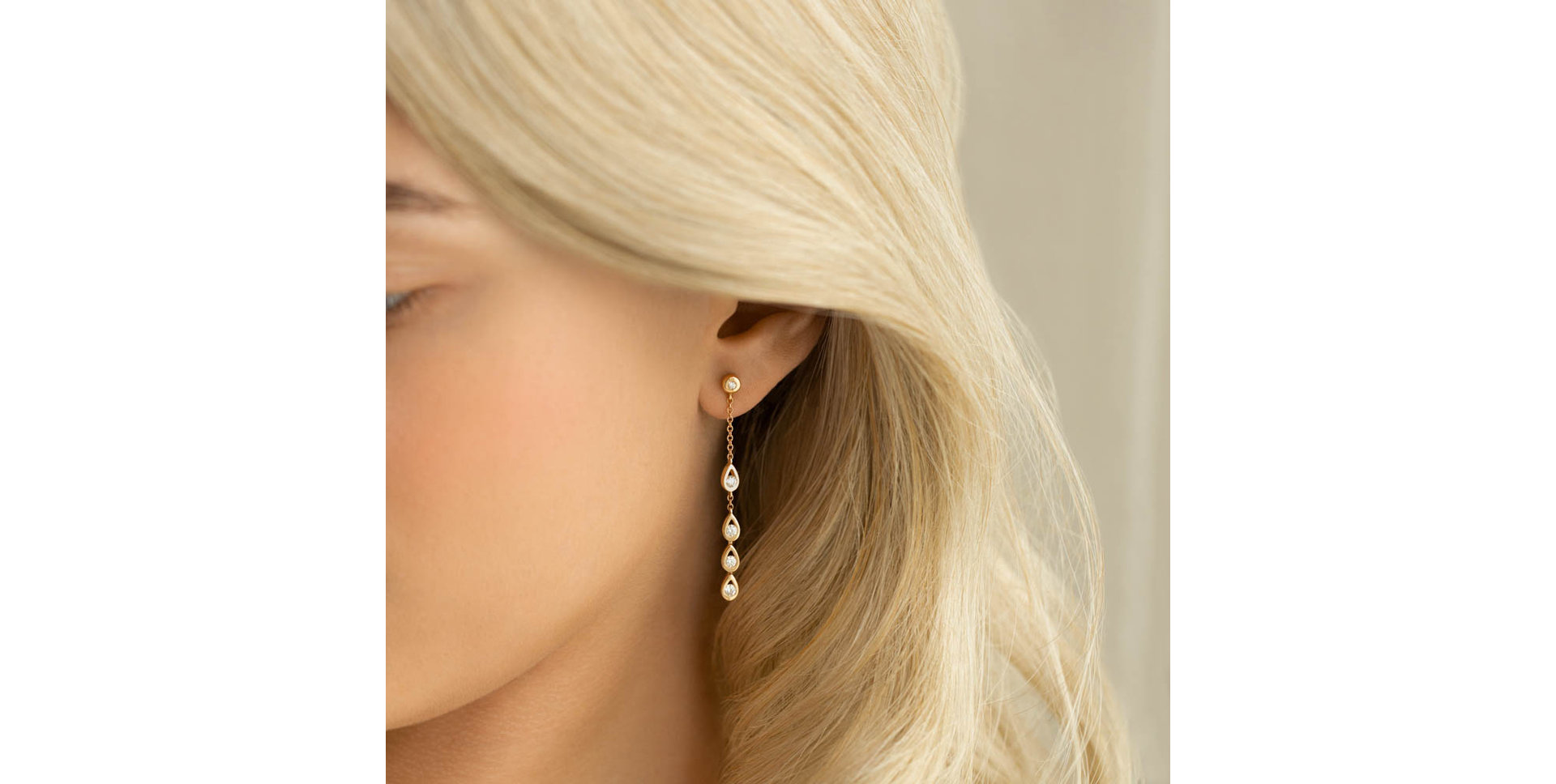 Diamond earrings Love Waterfall