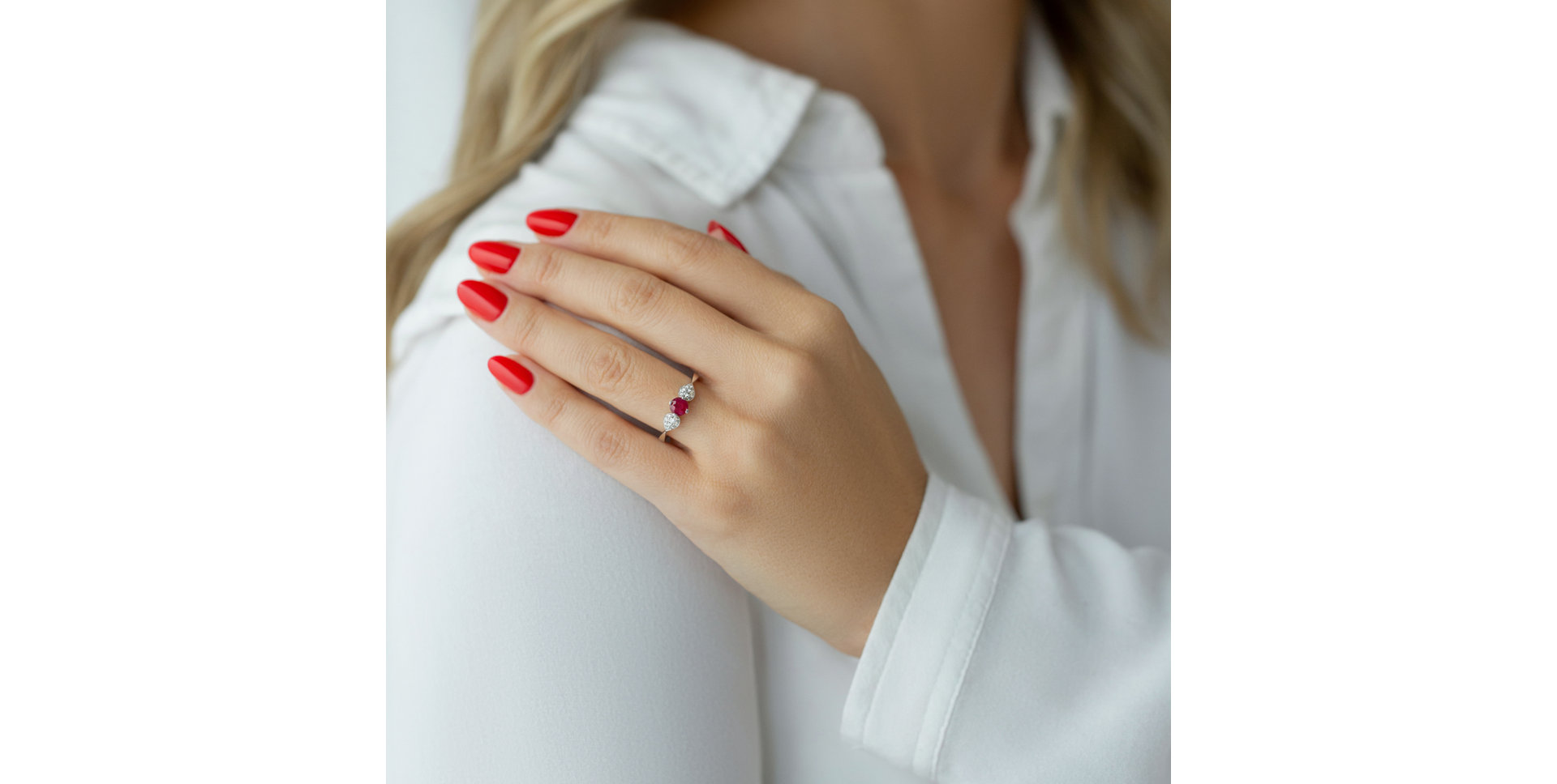 Diamond ring with Ruby Red Kiss