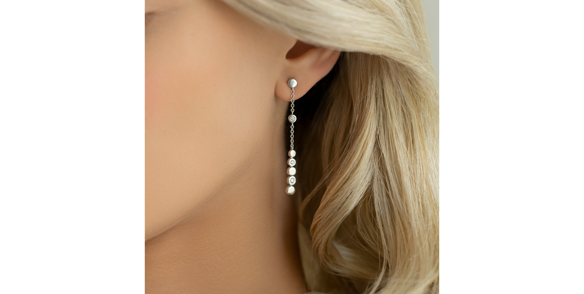 Diamond earrings Moonshine Waterfall