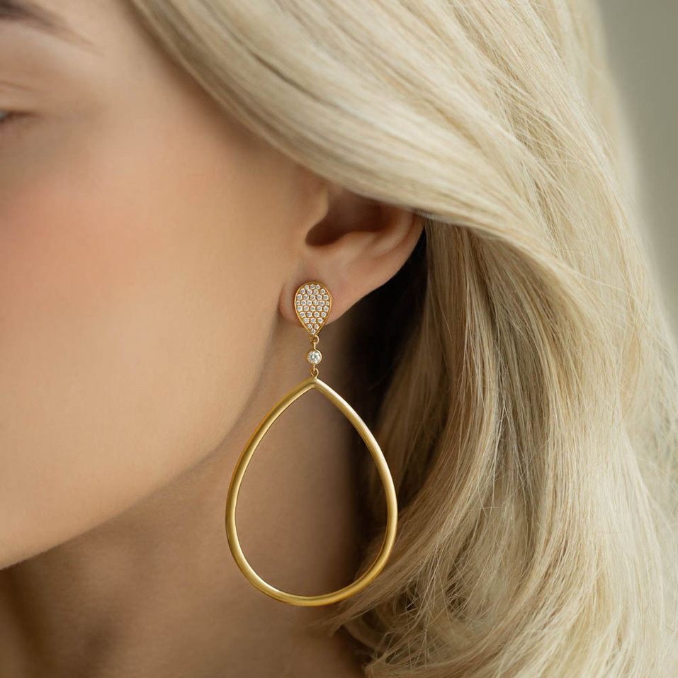 Diamond earrings Arabic Sin