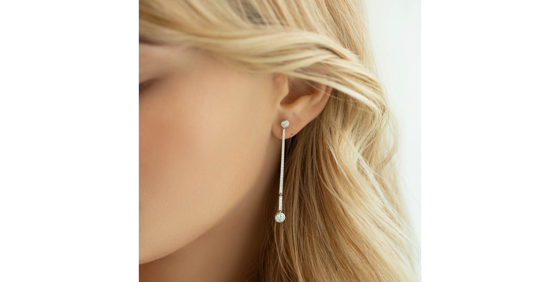 Diamond earrings Glittering Flame