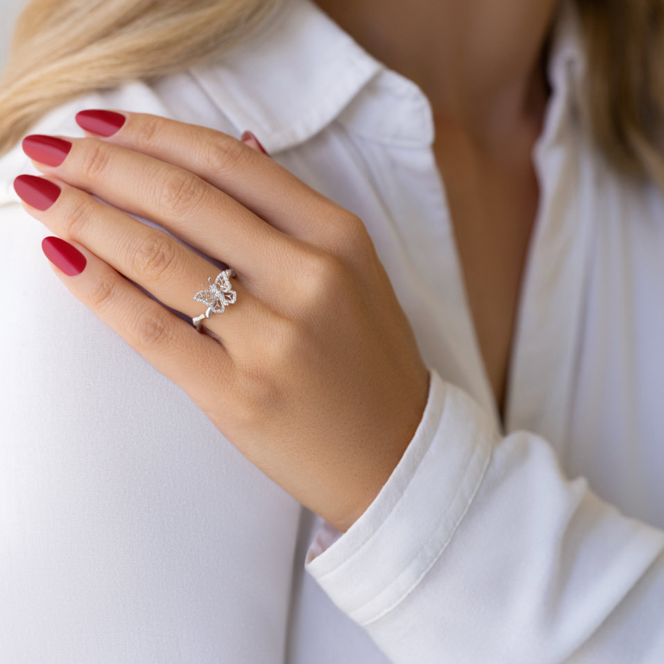 Diamond ring Twisted Wings
