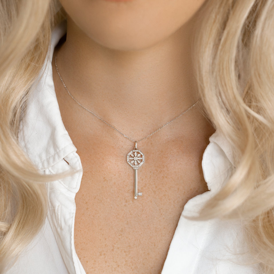 Diamond pendant Royal Escape