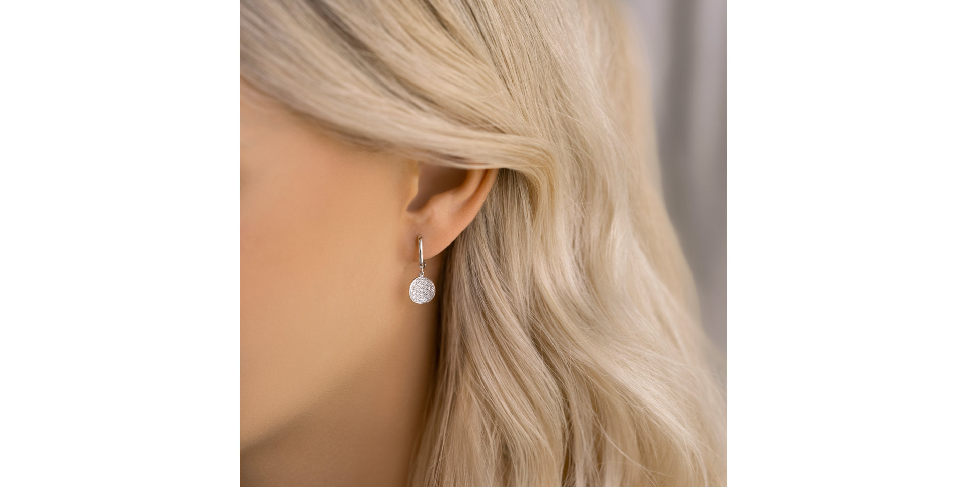 Diamond earrings Powerful Magic