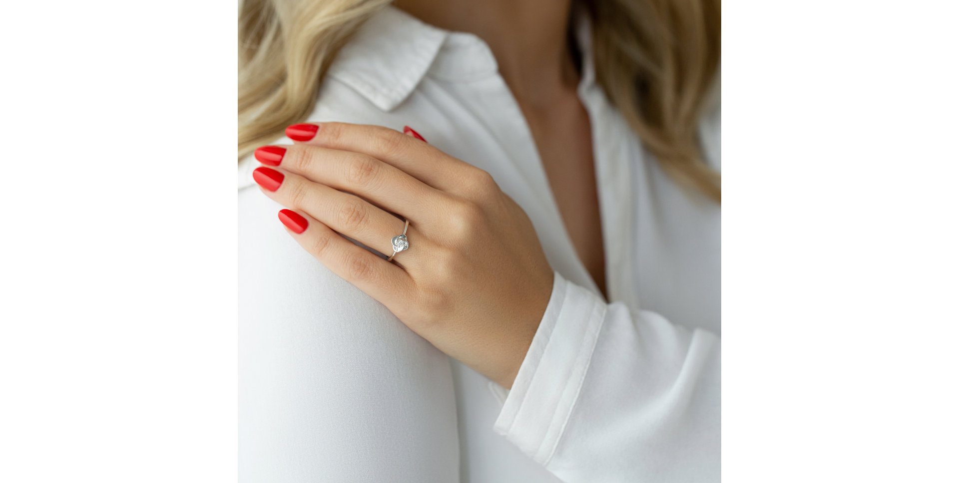 Diamond ring Faith Flower