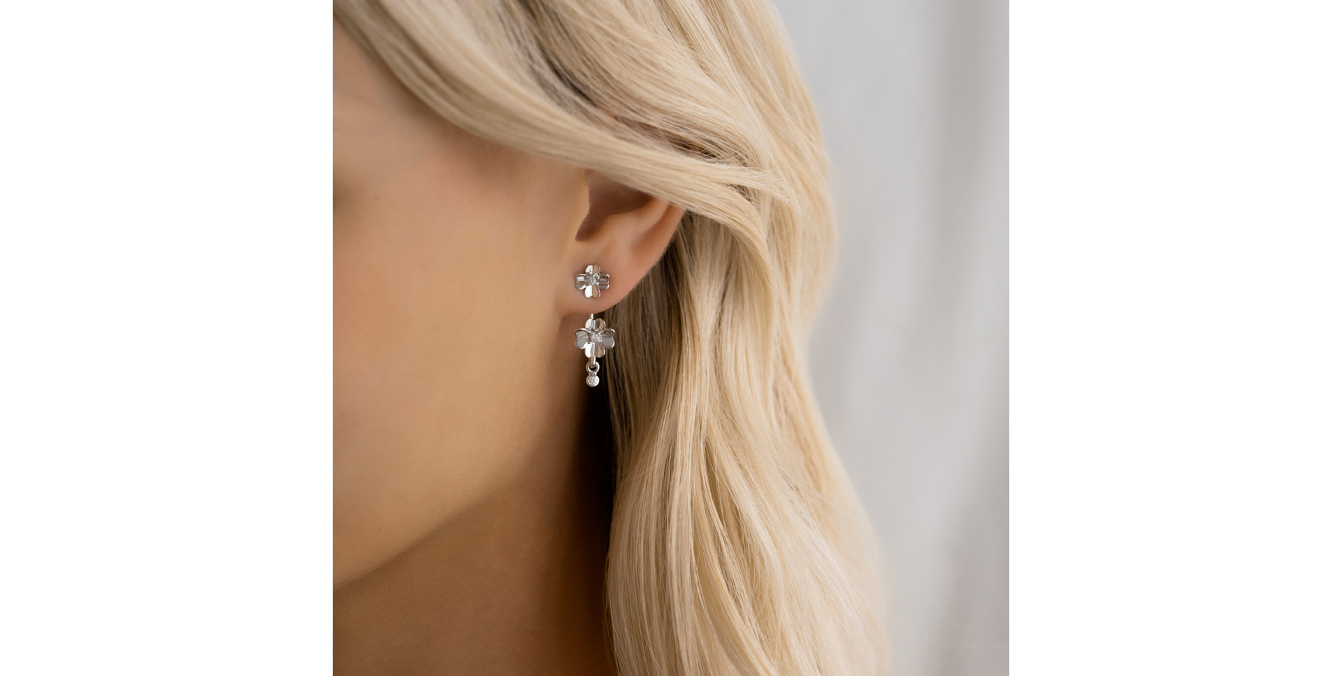Diamond earrings Bloom Melancholy
