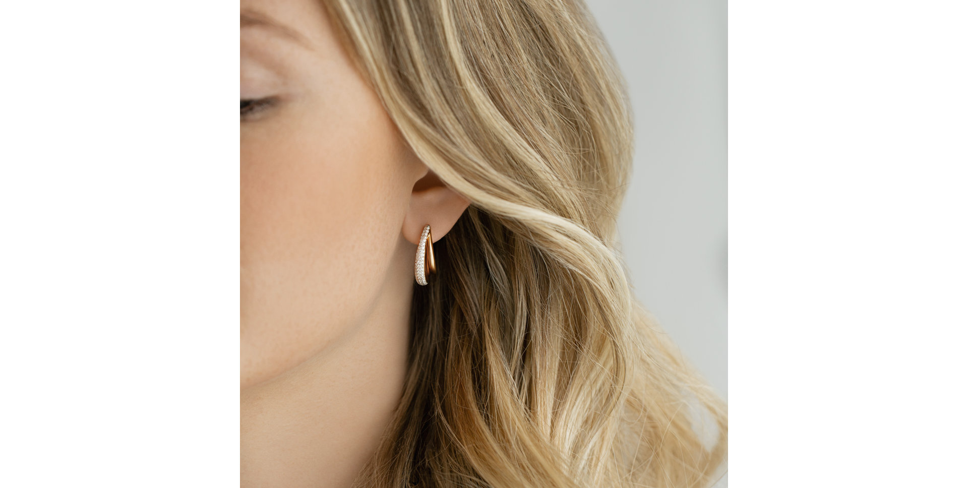 Diamond earrings Junaid