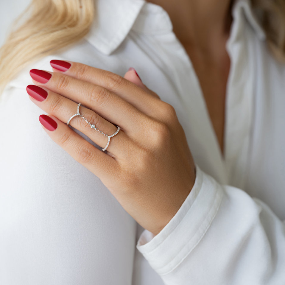 Diamond ring Courtly Couture