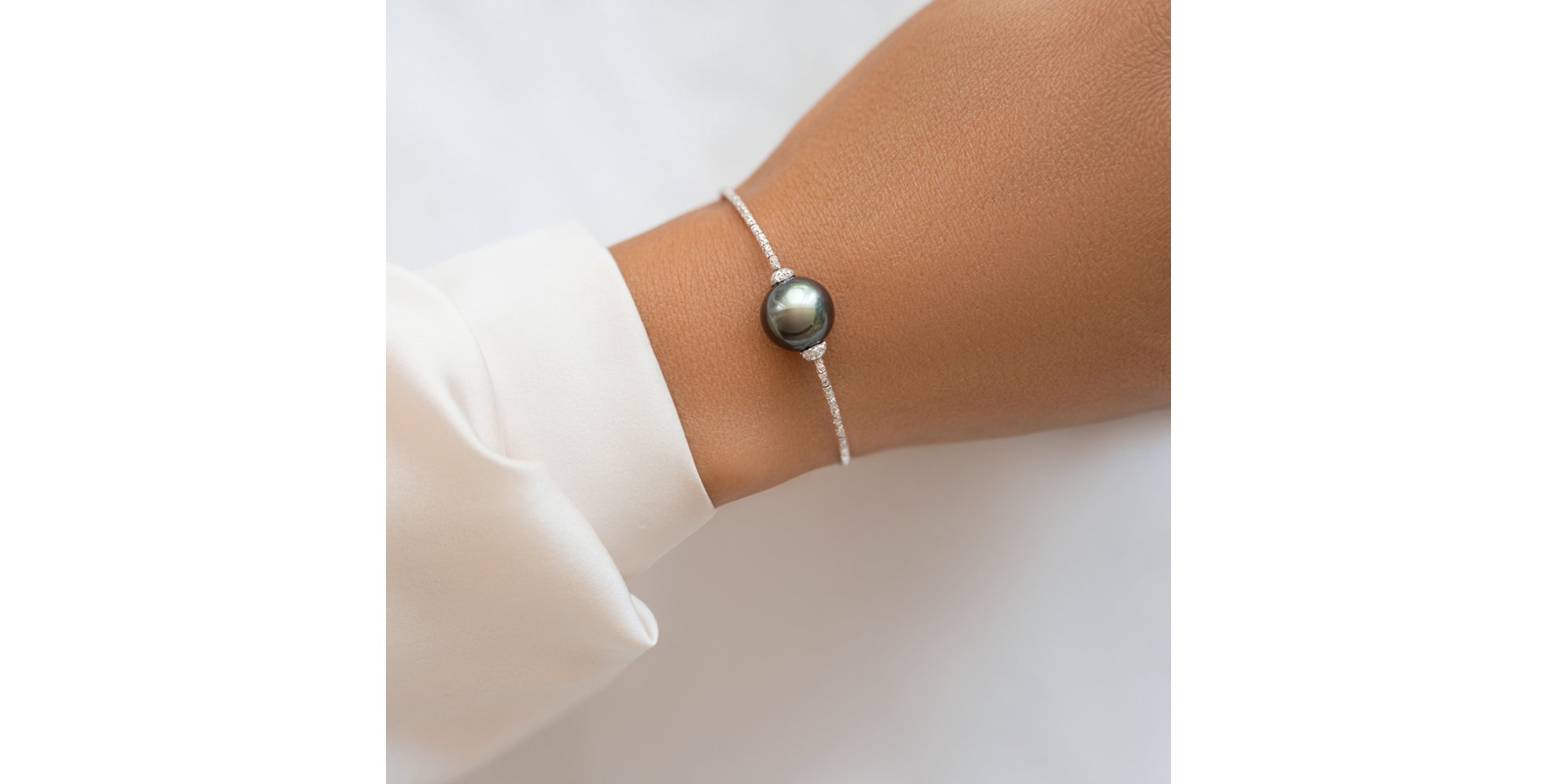 Bracelet with Pearl Erato