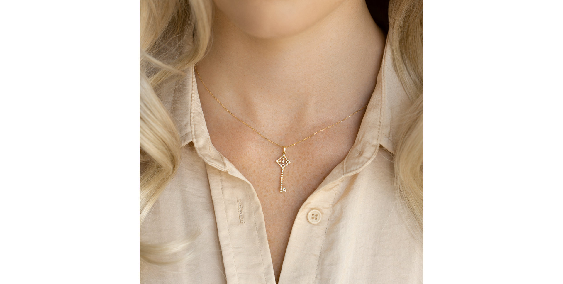 Diamond pendant Midnight Envoy