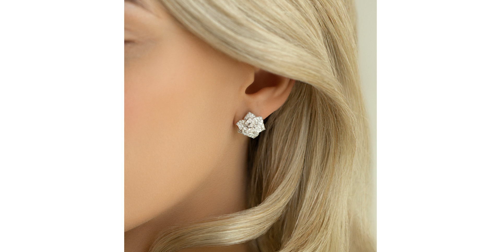 Diamond earrings Flower of Youth