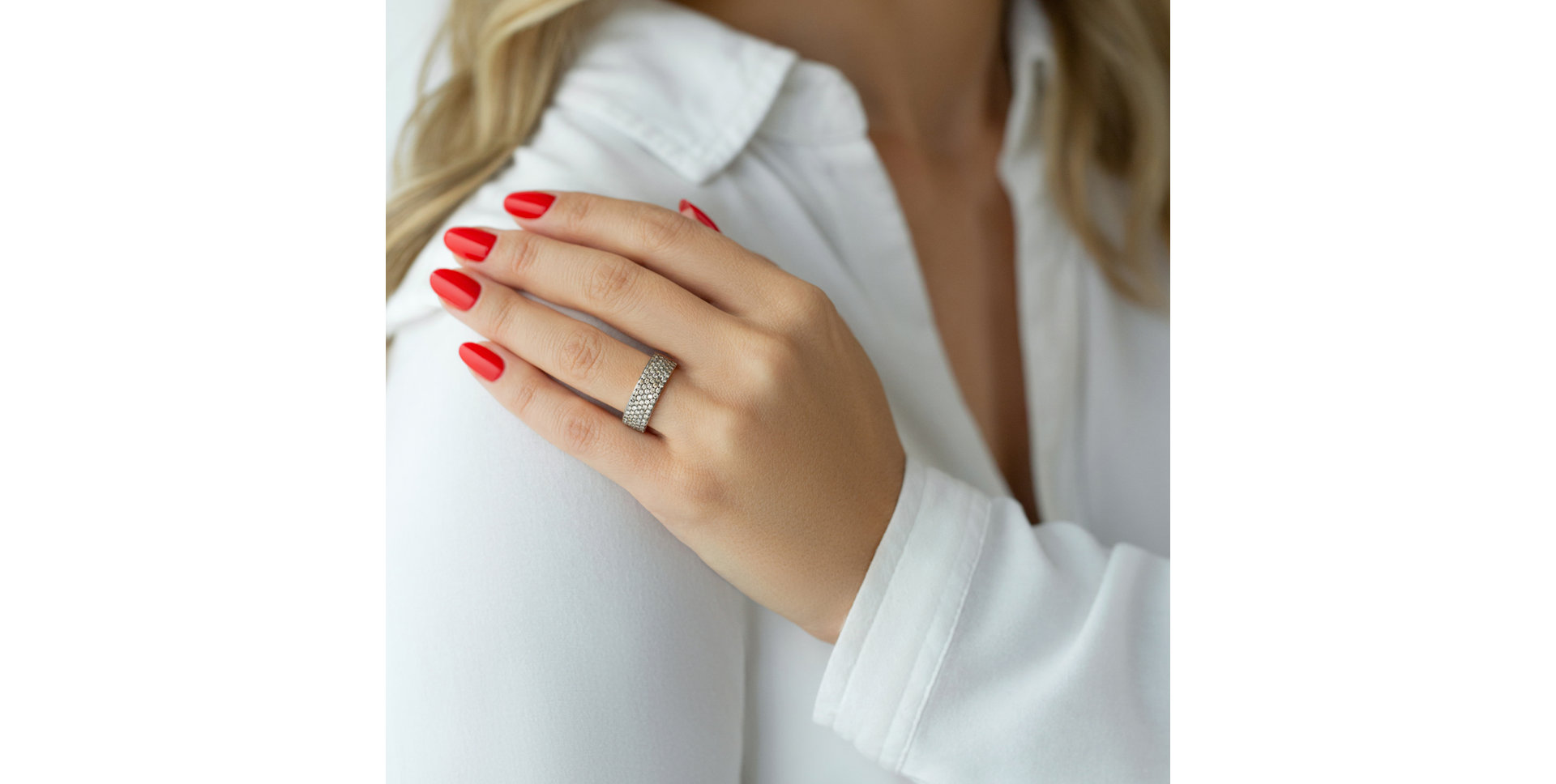 Ring with brown diamonds Snake Treasure