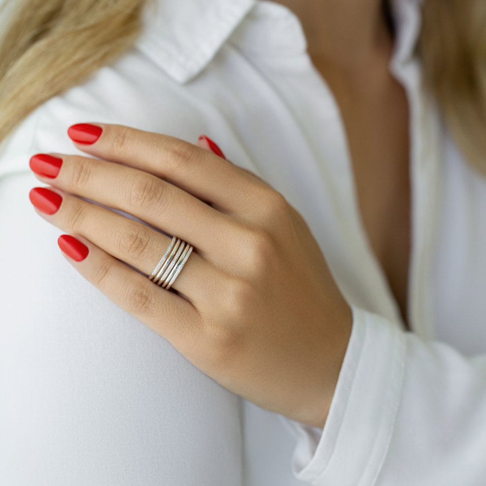 Diamond ring Rhapsody Lullaby