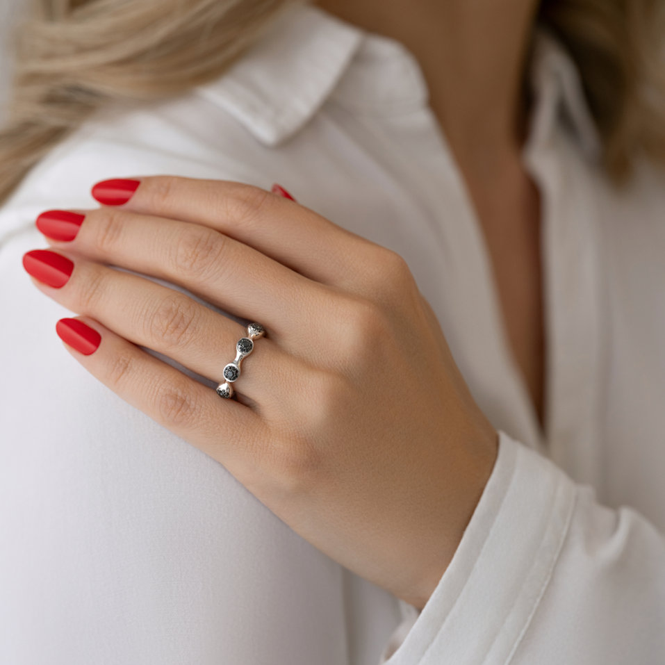 Ring with black diamonds Vesper Passion
