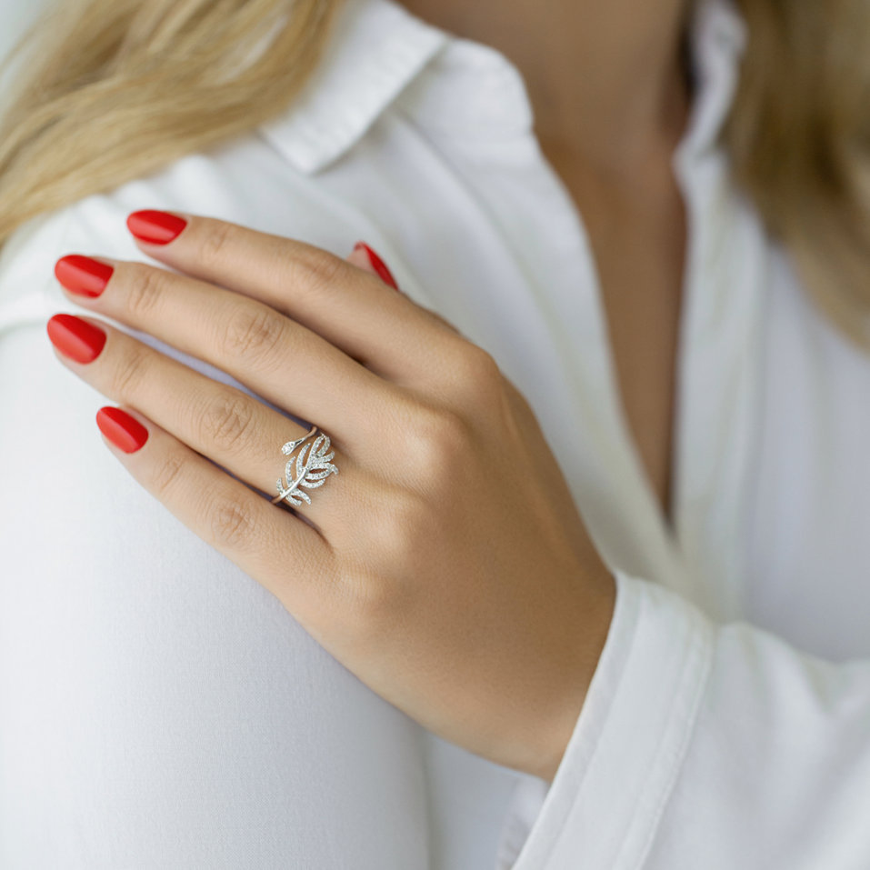 Diamond ring Imposant Allegory