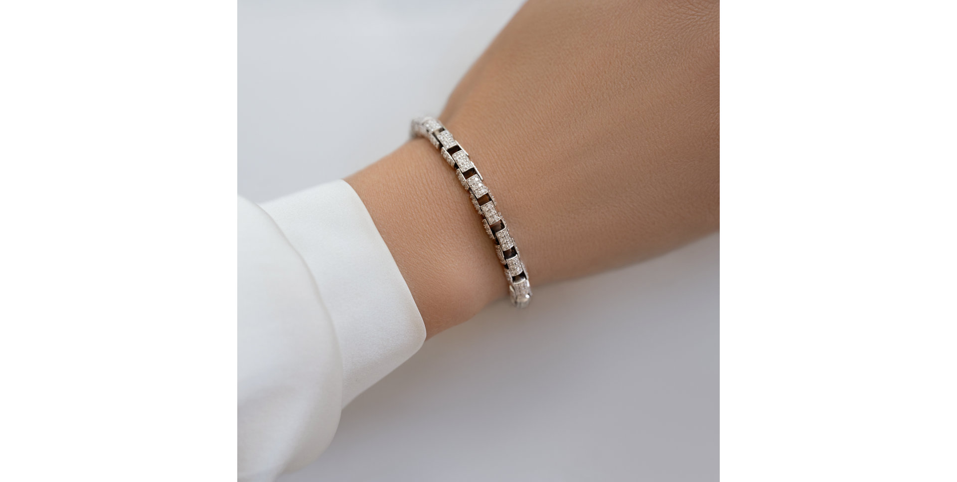 Bracelet with diamonds Witching Night
