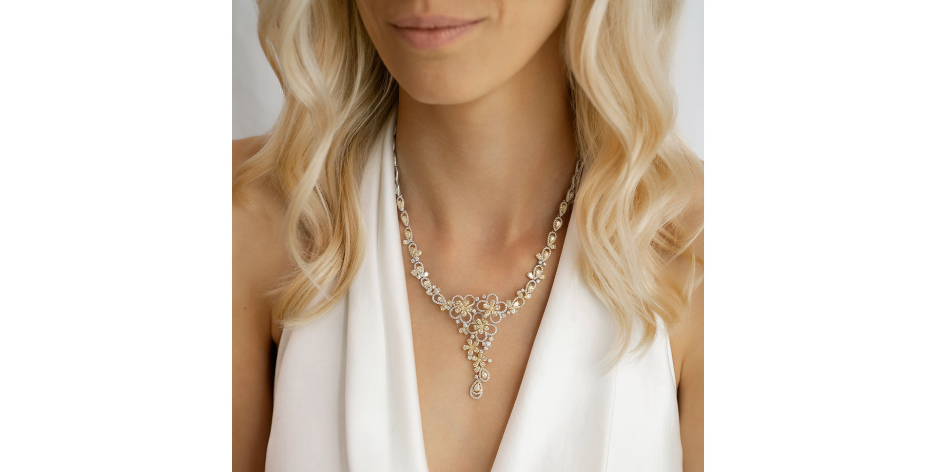 Necklace with yellow and white diamonds Imposant Lady
