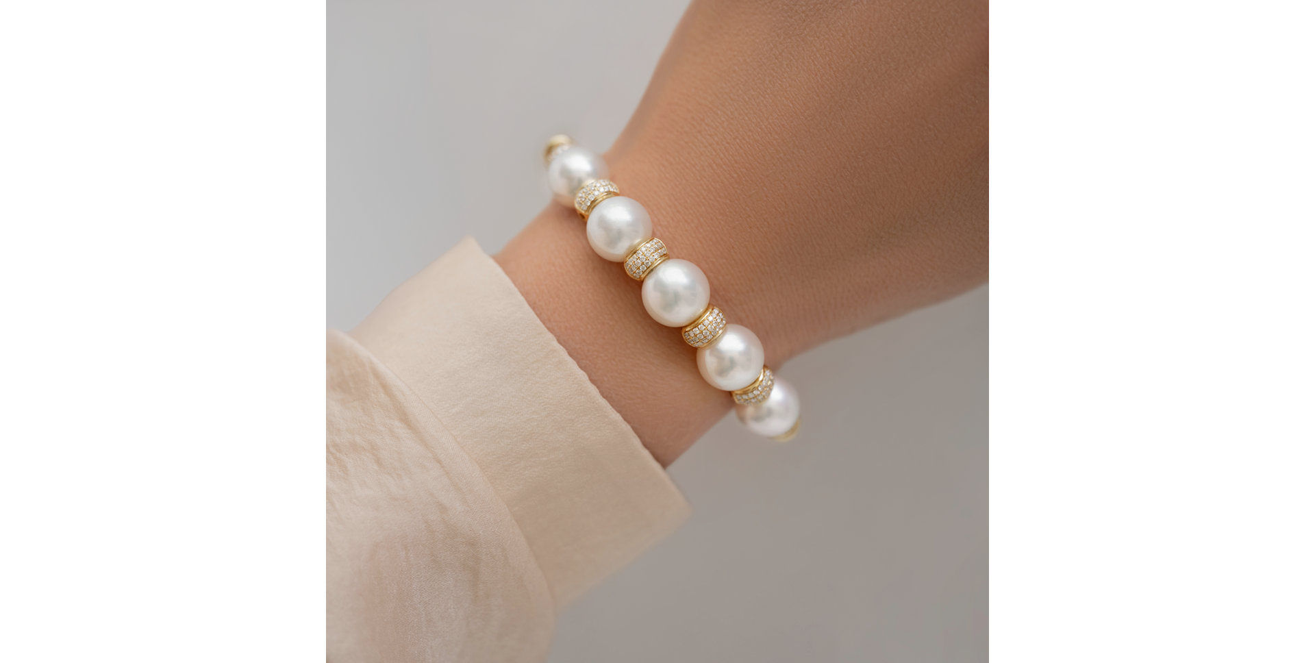 Diamond bracelet with Pearl Queens Pearl