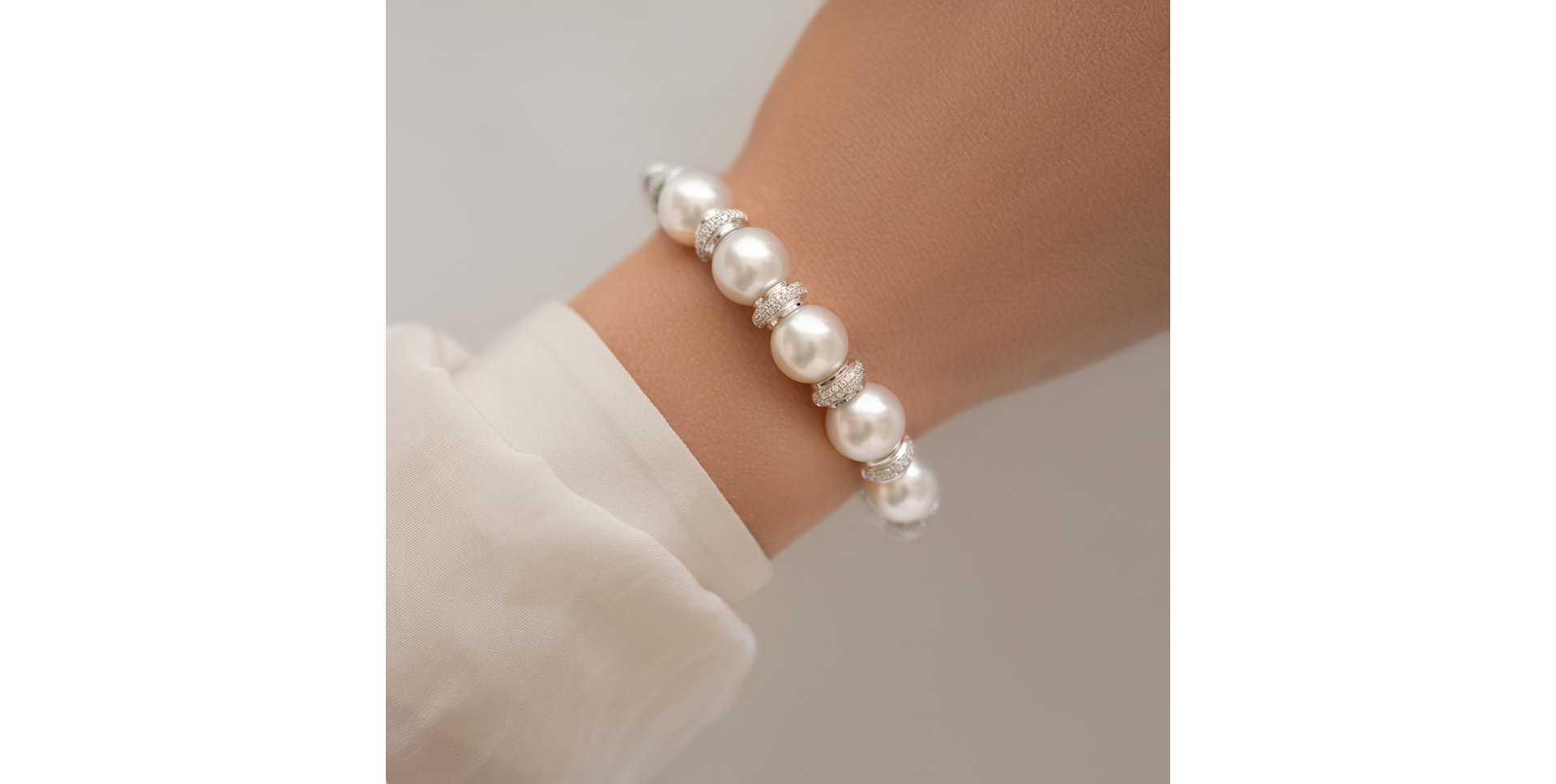 Diamond bracelet with Pearl Lake Secret