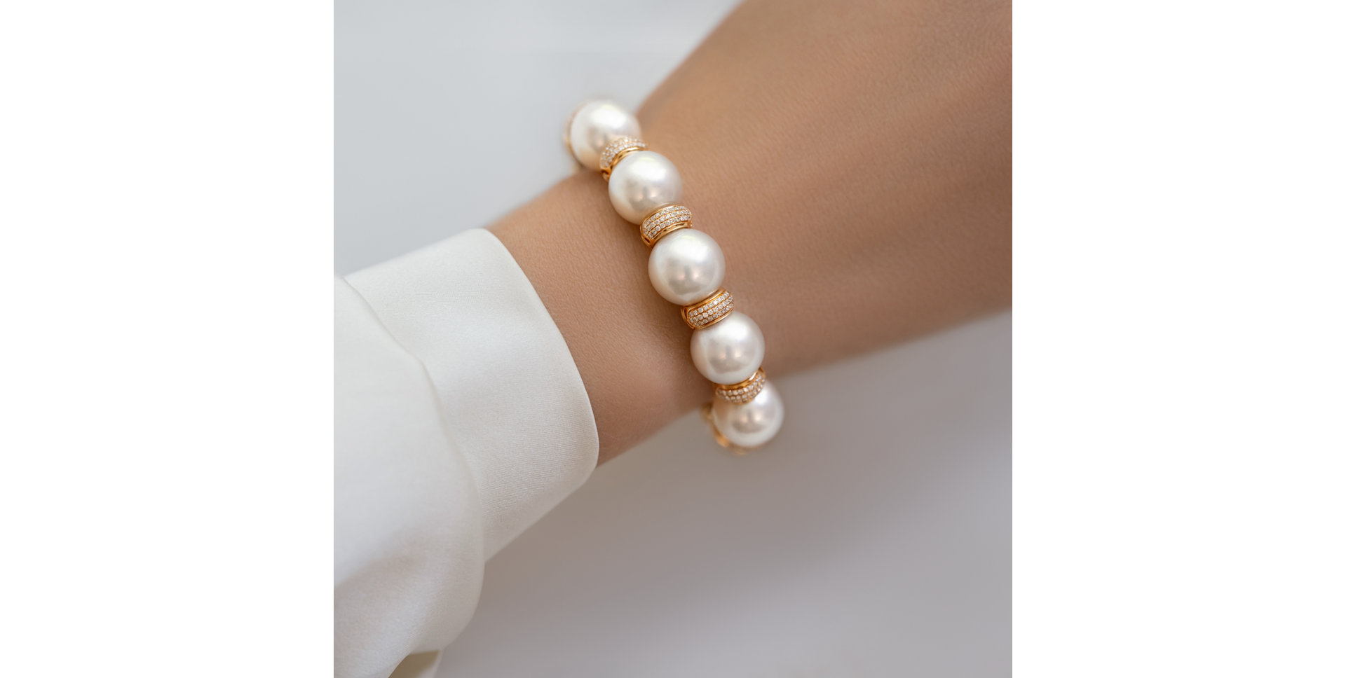 Diamond bracelet with Pearl Royal Pearl