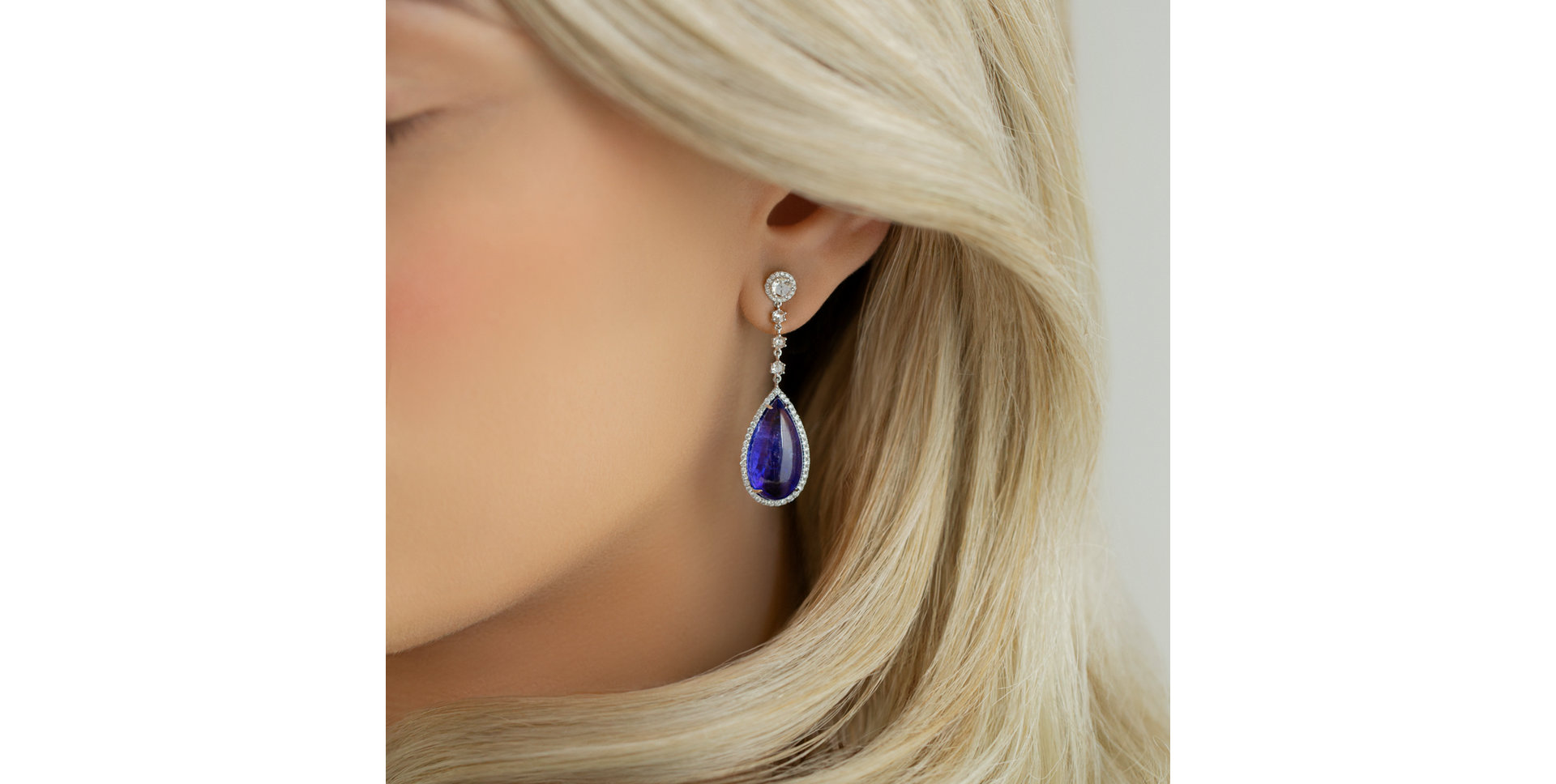 Diamond earrings with Tanzanite Finley