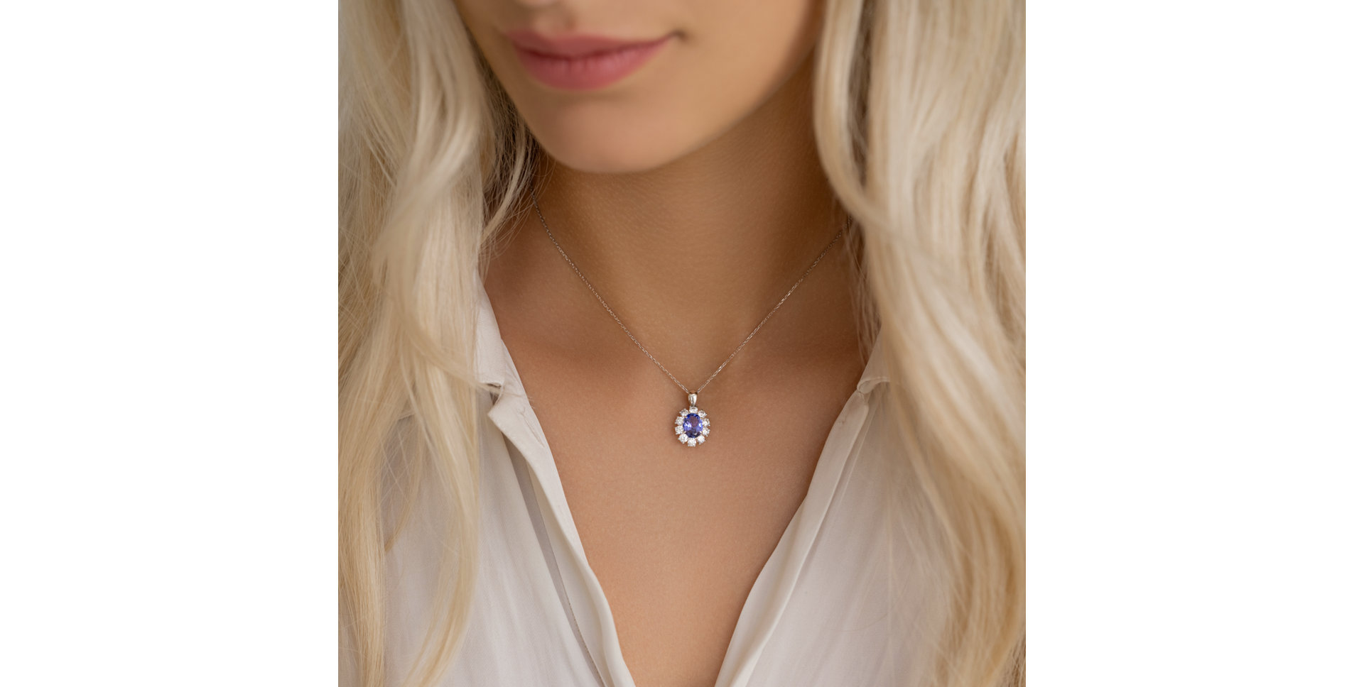 Diamond pendant with Tanzanite Winona