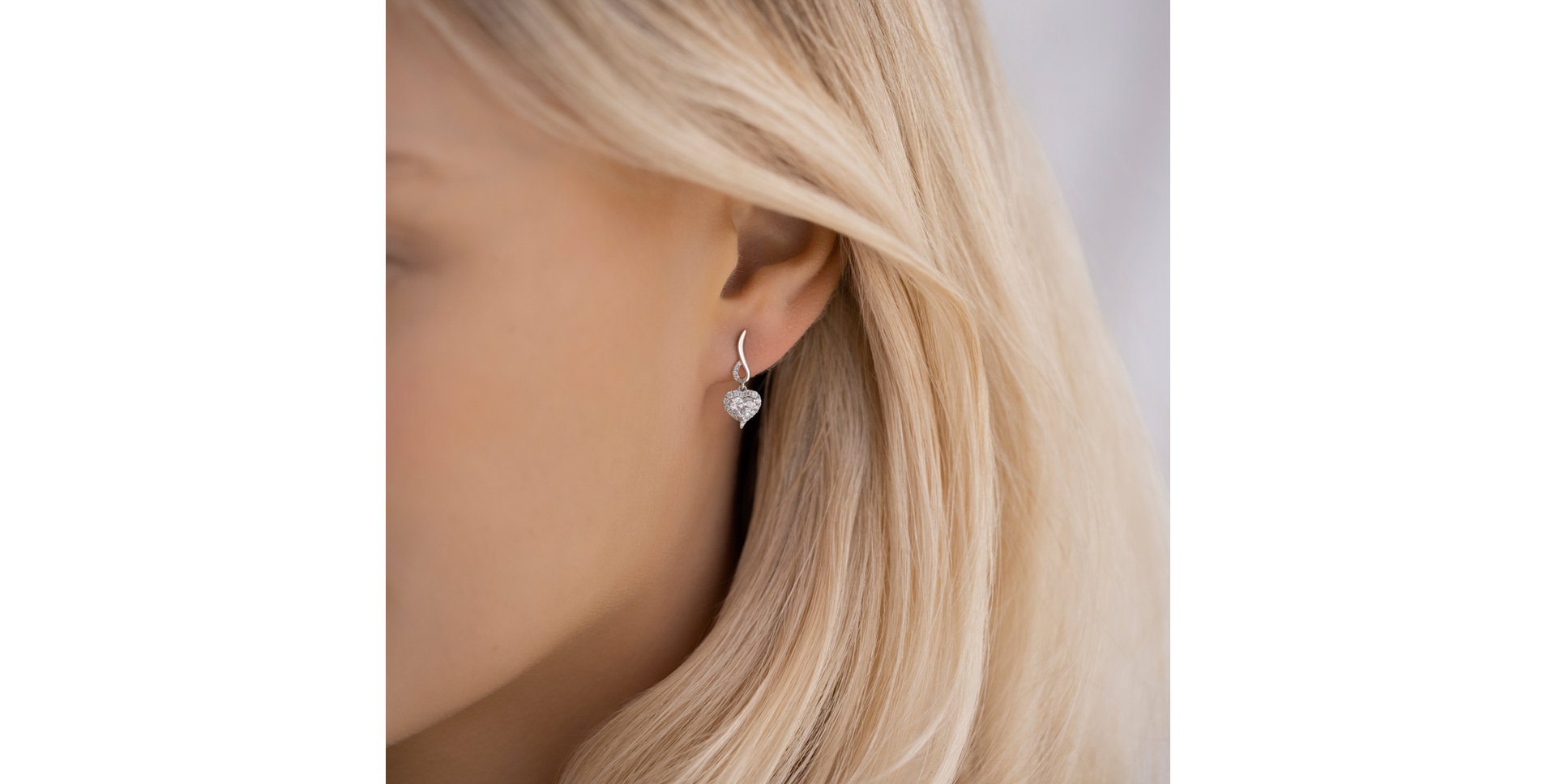 Diamond earrings Whistler