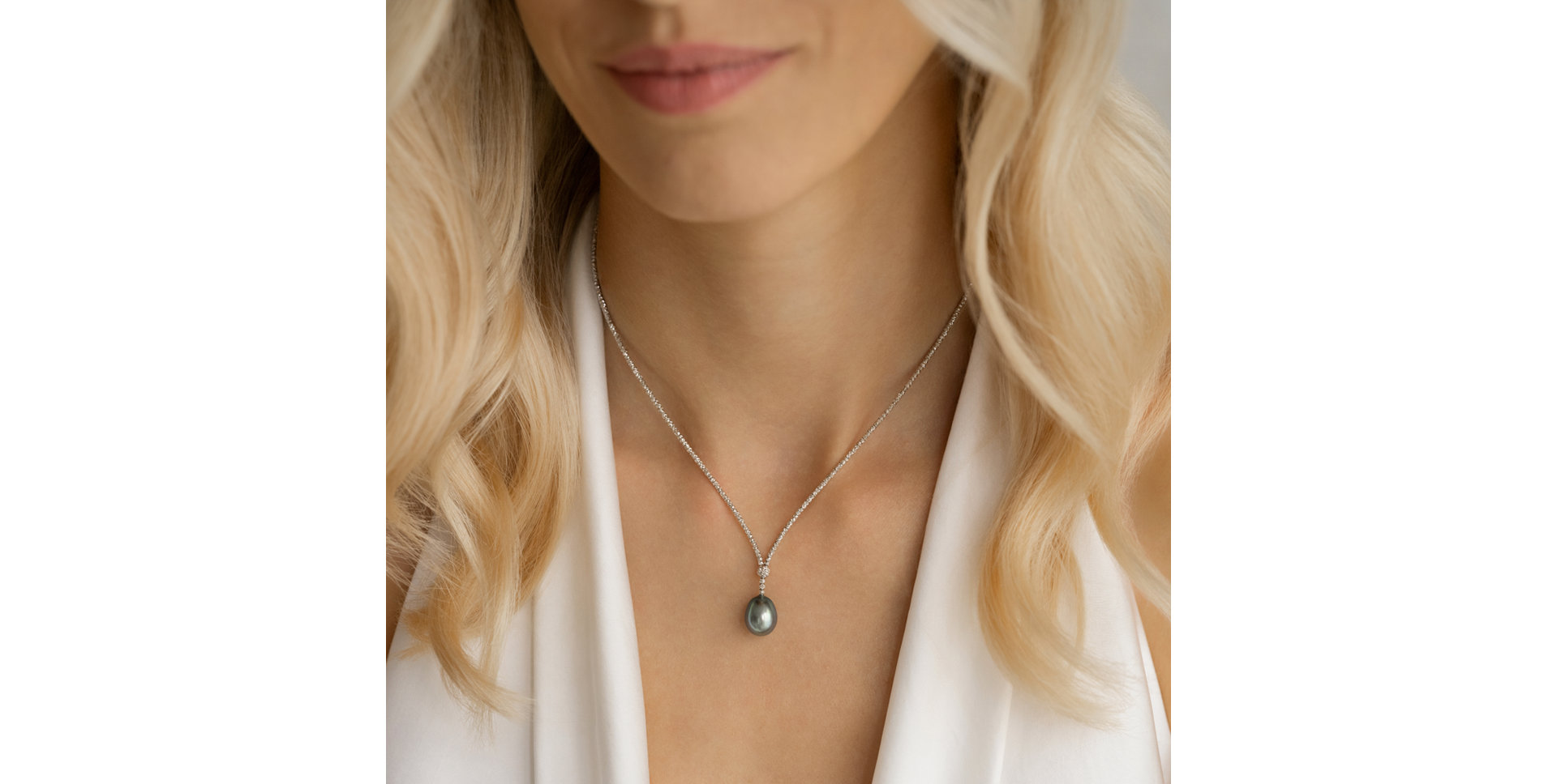Necklace with Pearl Serena