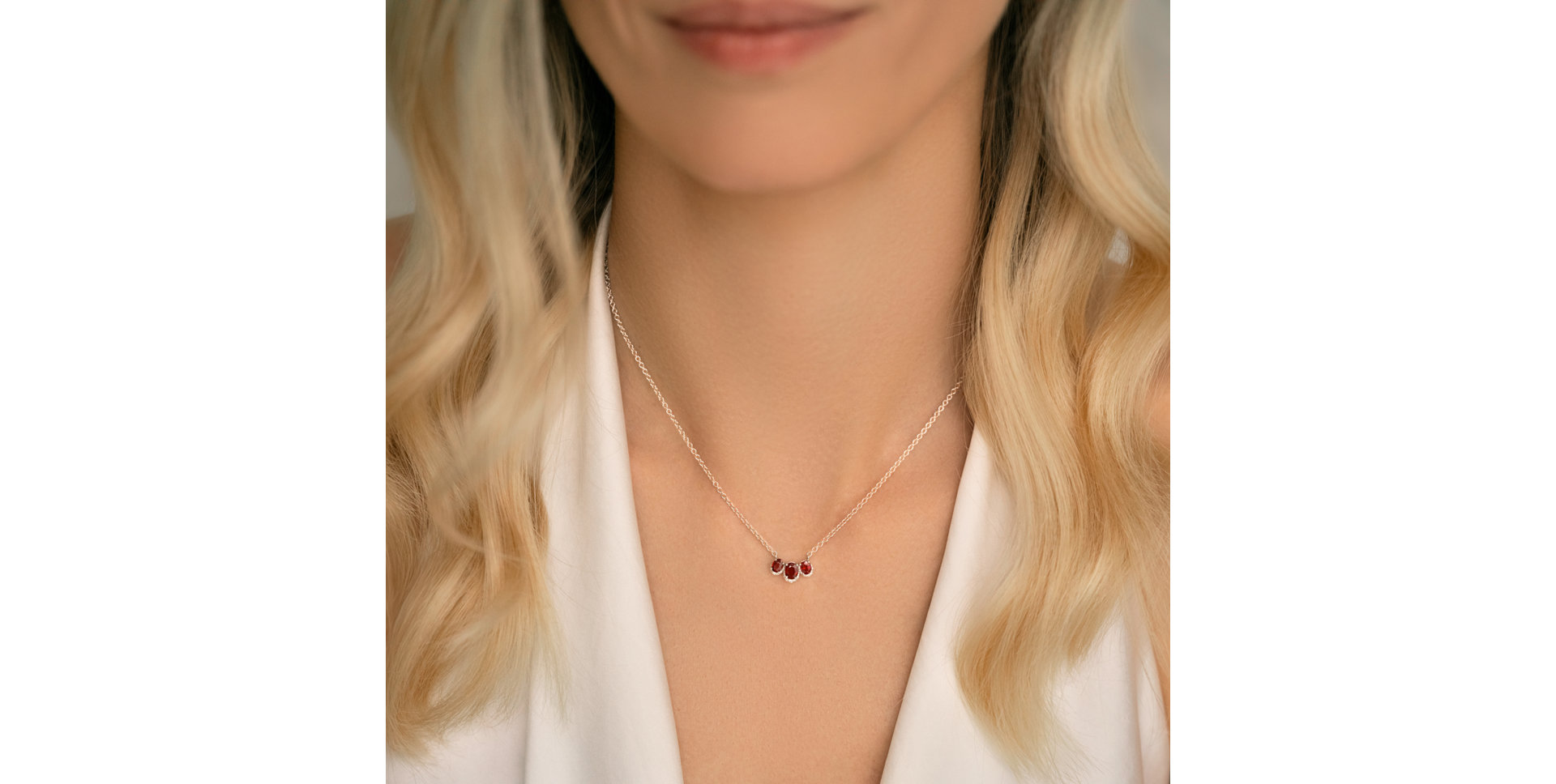 Diamond necklace with Ruby Royal Melody