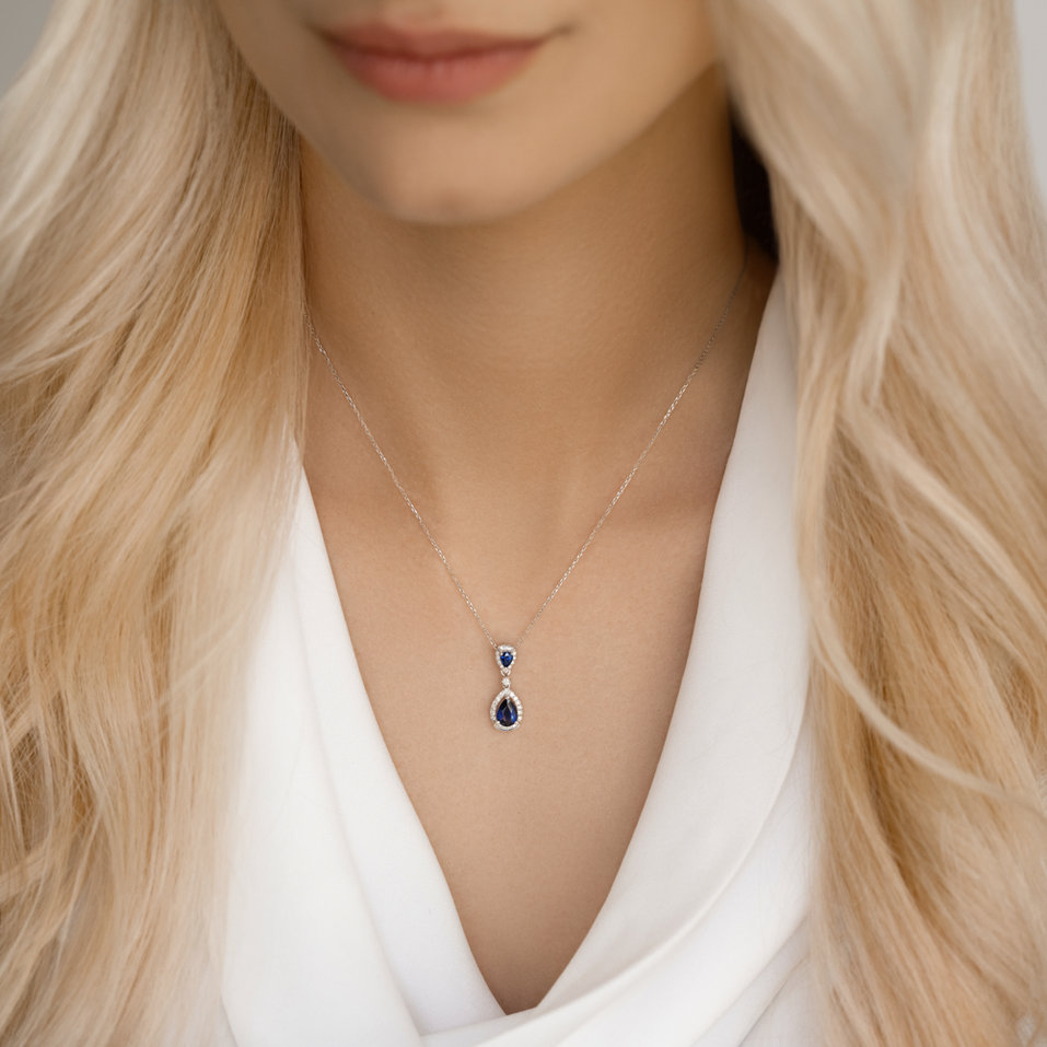 Diamond pendant with Sapphire King Legend