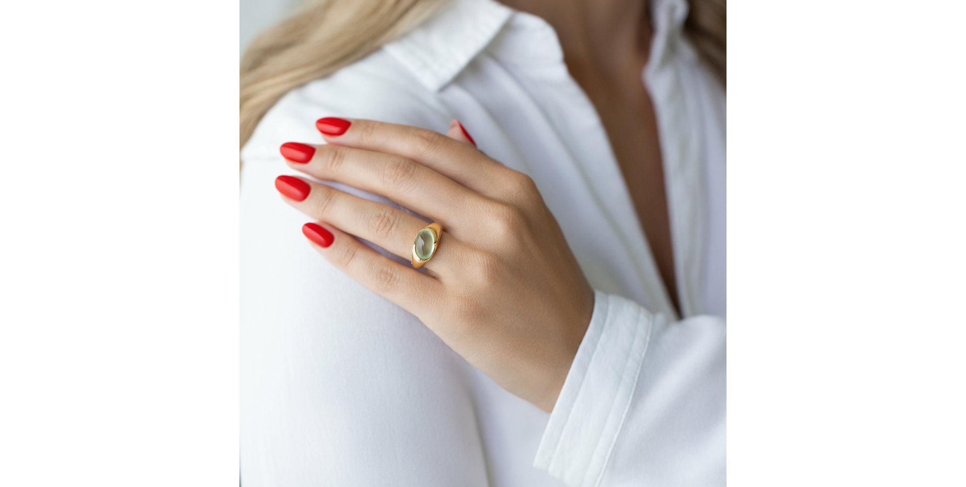 Diamond ring with Rose Quartz Mistress Desire