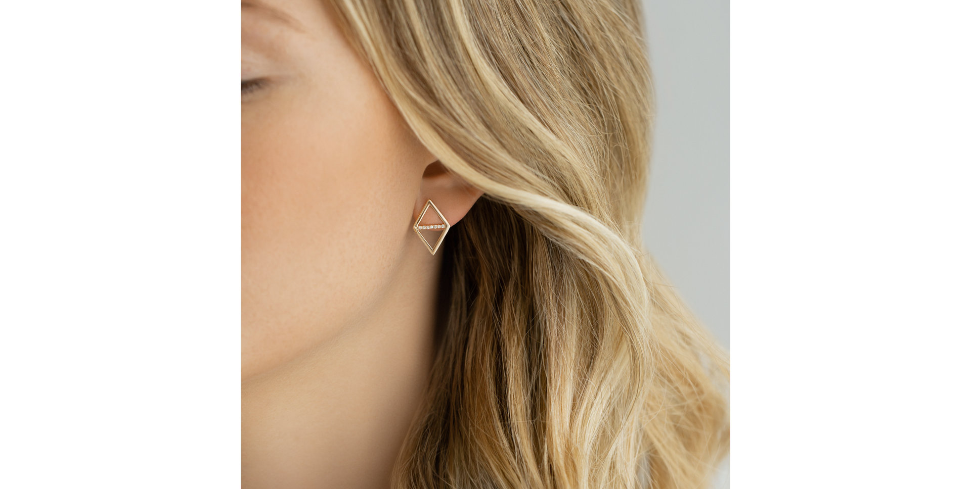 Diamond earrings Harmonique