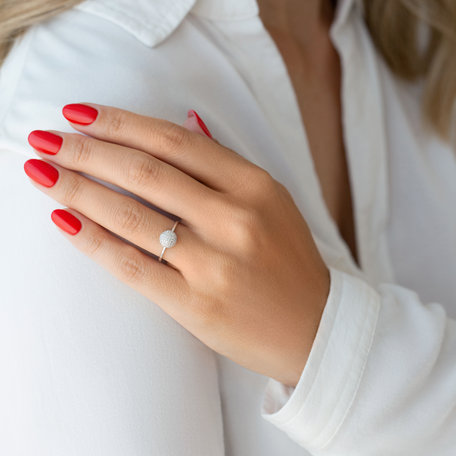 Diamond ring Rarethre