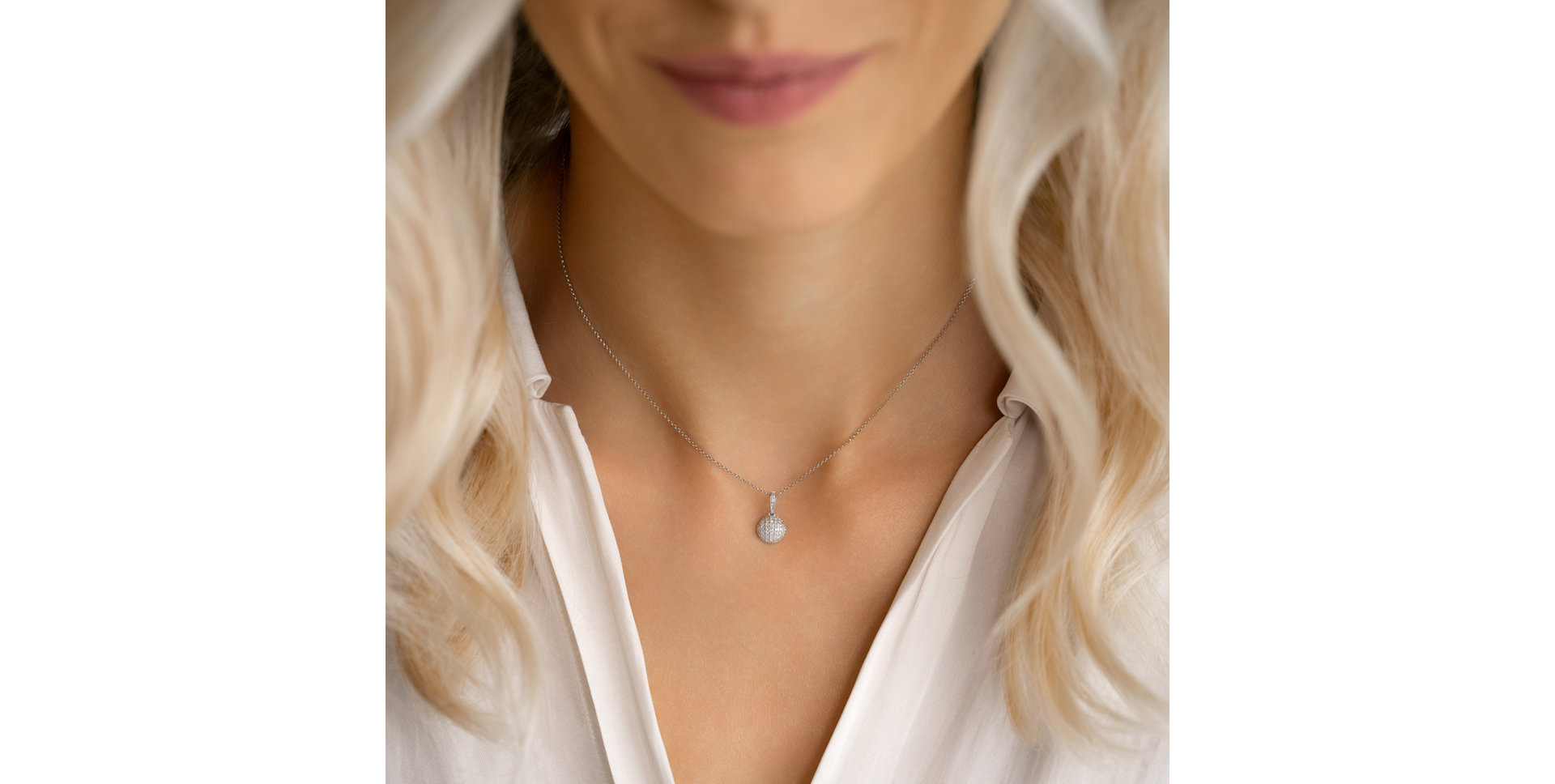 Diamond necklace Globen