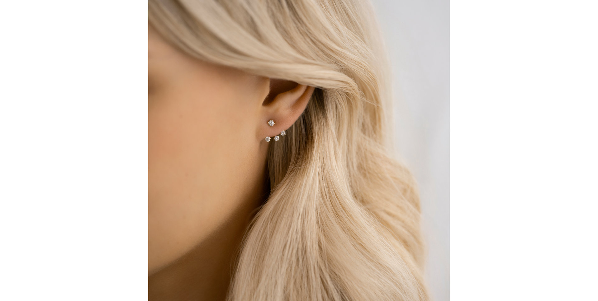 Diamond earrings Eoman