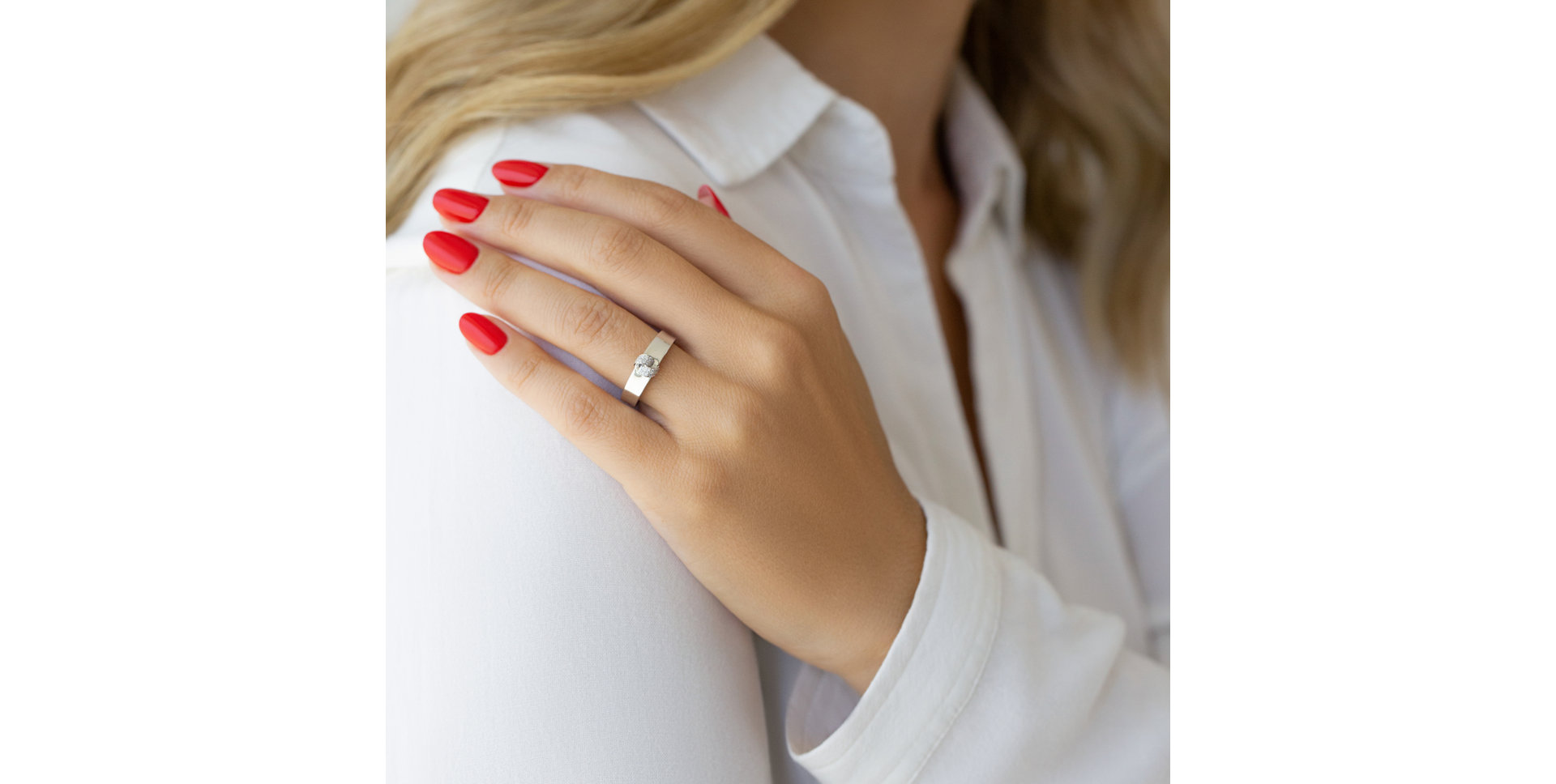 Diamond ring Lonely Romance