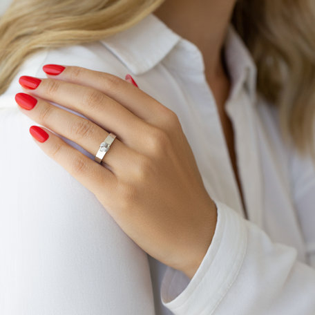 Diamond ring Lonely Romance