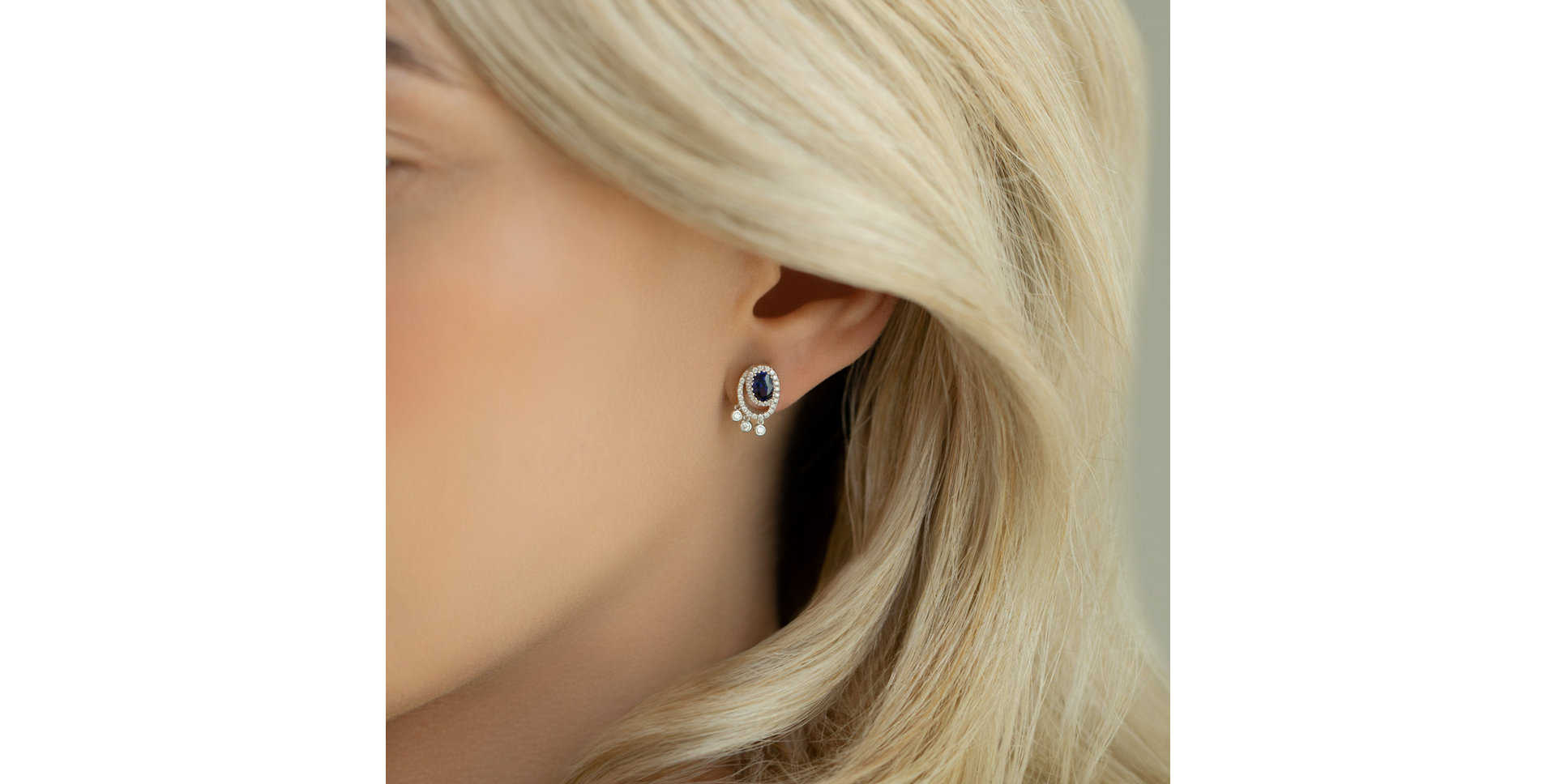 Diamond earrings with Sapphire Chiarra